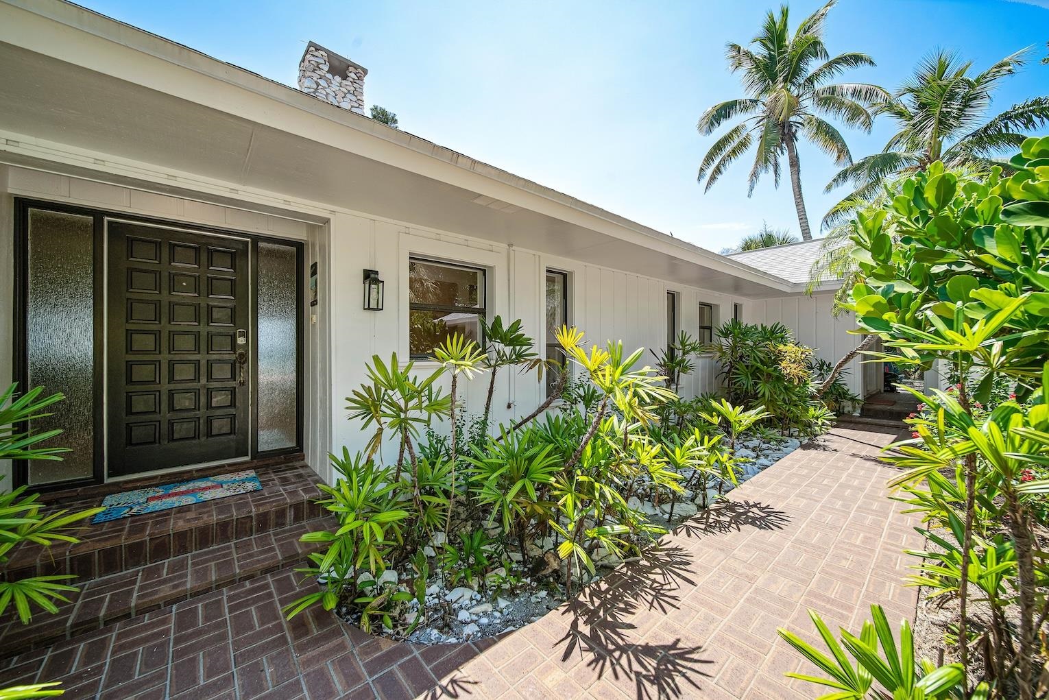15153 Captiva Dr, Captiva, FL 33924