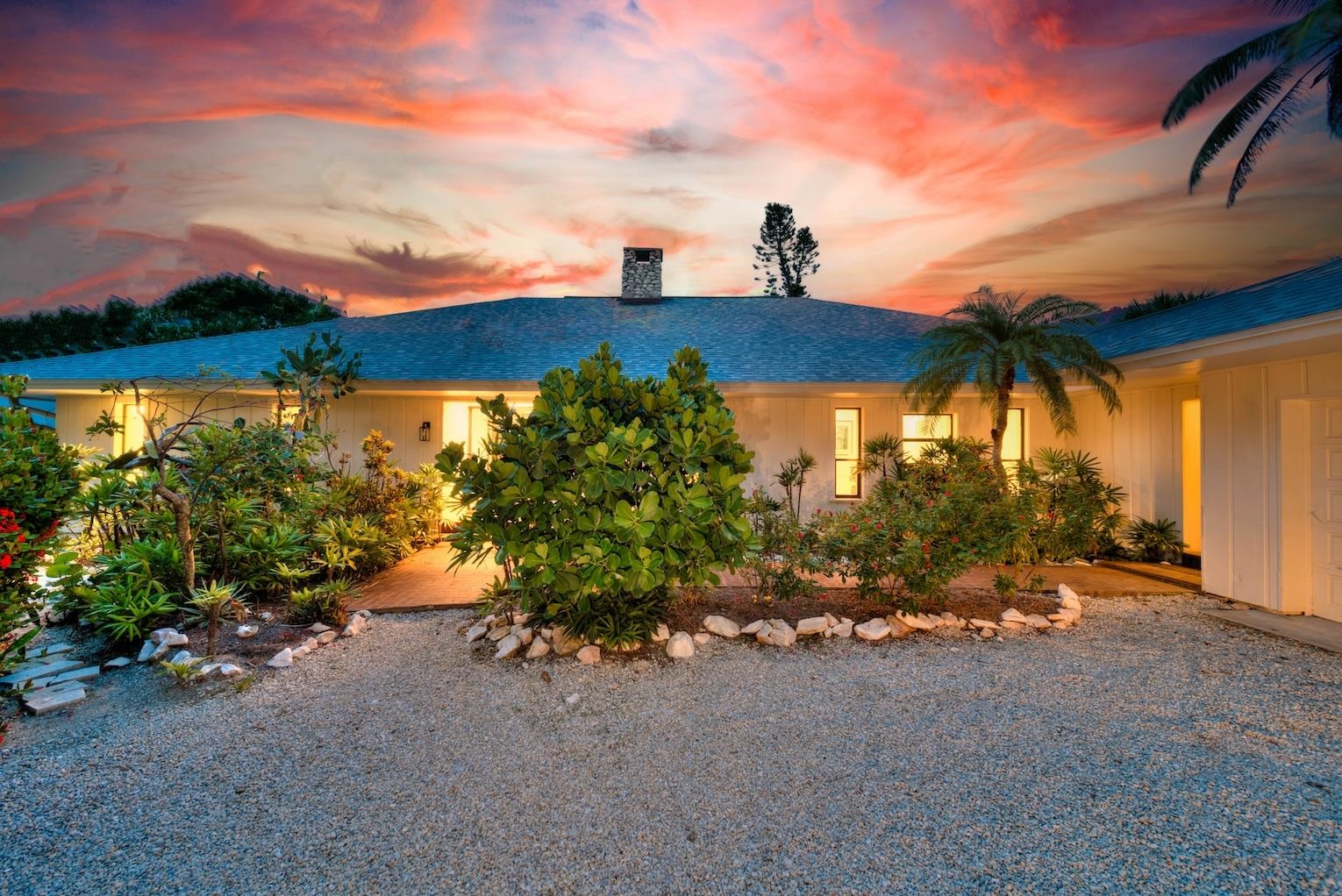15153 Captiva Dr, Captiva, FL 33924