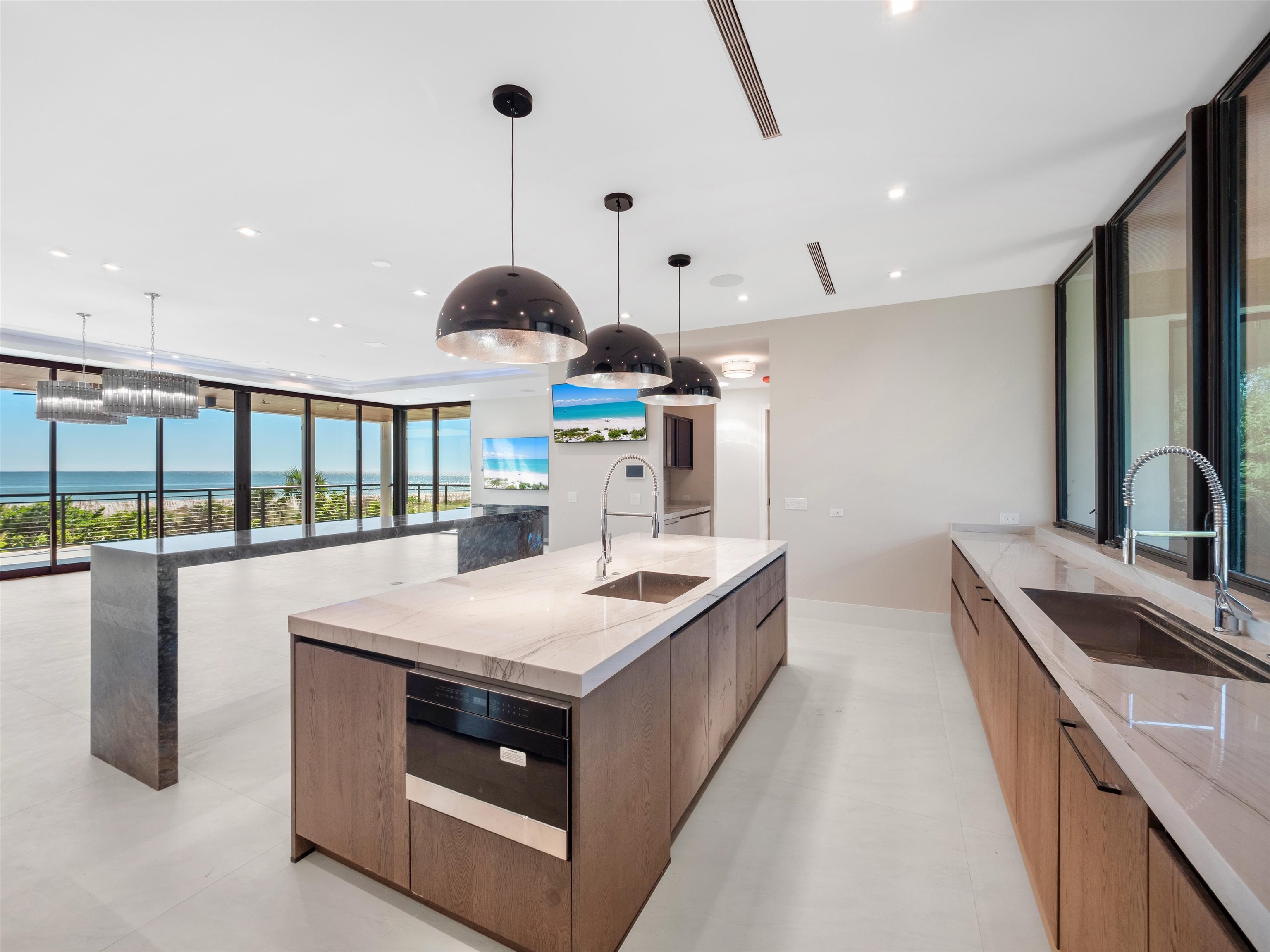 Sanibel, Florida, 33957, United States, 4 Bedrooms Bedrooms, ,0.1 BathroomBathrooms,Residential,For Sale,1967321