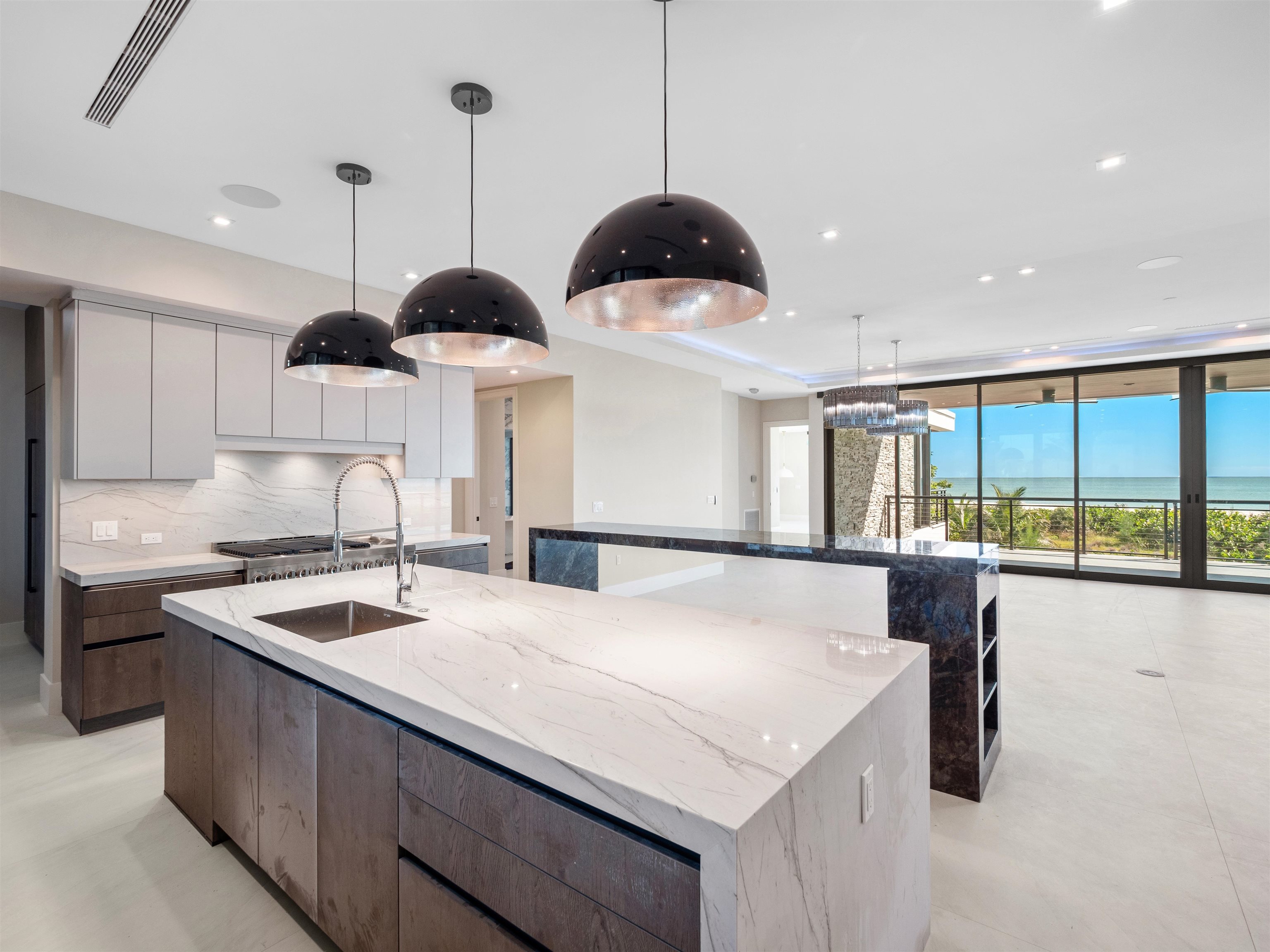 Sanibel, Florida, 33957, United States, 4 Bedrooms Bedrooms, ,0.1 BathroomBathrooms,Residential,For Sale,1967321