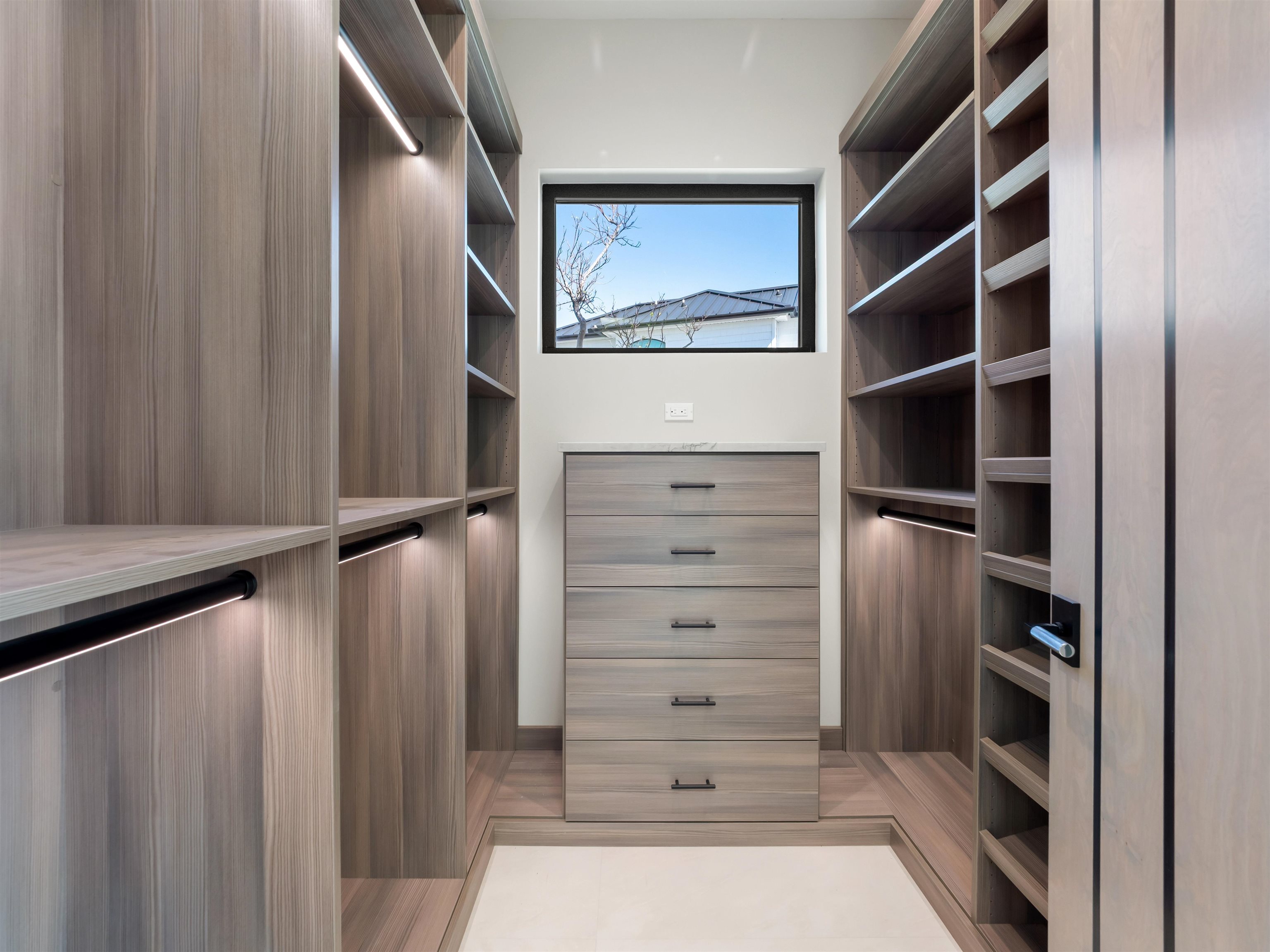 Sanibel, Florida, 33957, United States, 4 Bedrooms Bedrooms, ,0.1 BathroomBathrooms,Residential,For Sale,1967321