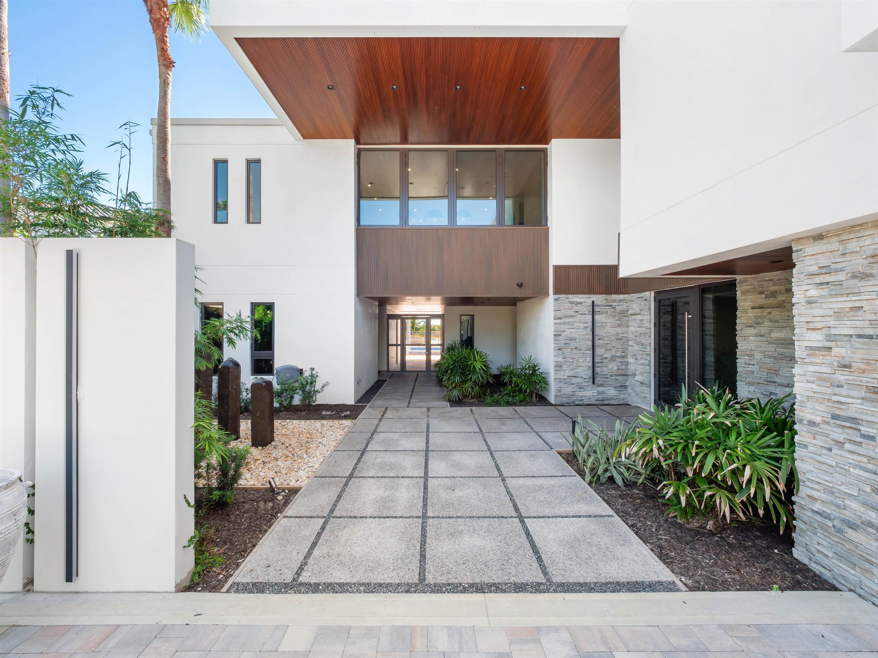 Sanibel, Florida, 33957, United States, 4 Bedrooms Bedrooms, ,0.1 BathroomBathrooms,Residential,For Sale,1967321