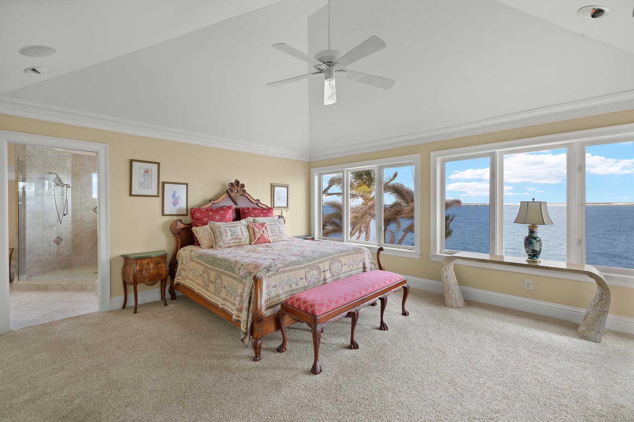 628 Lighthouse Way, Sanibel, FL 33957