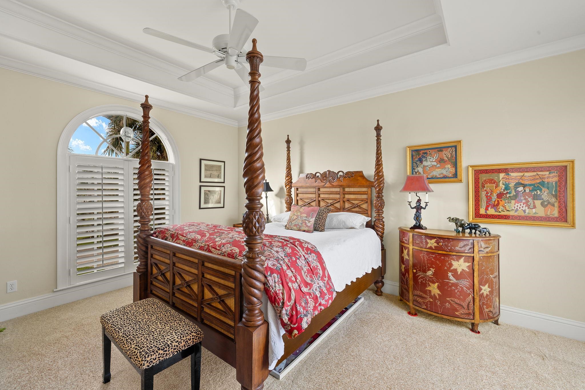 628 Lighthouse Way, Sanibel, FL 33957