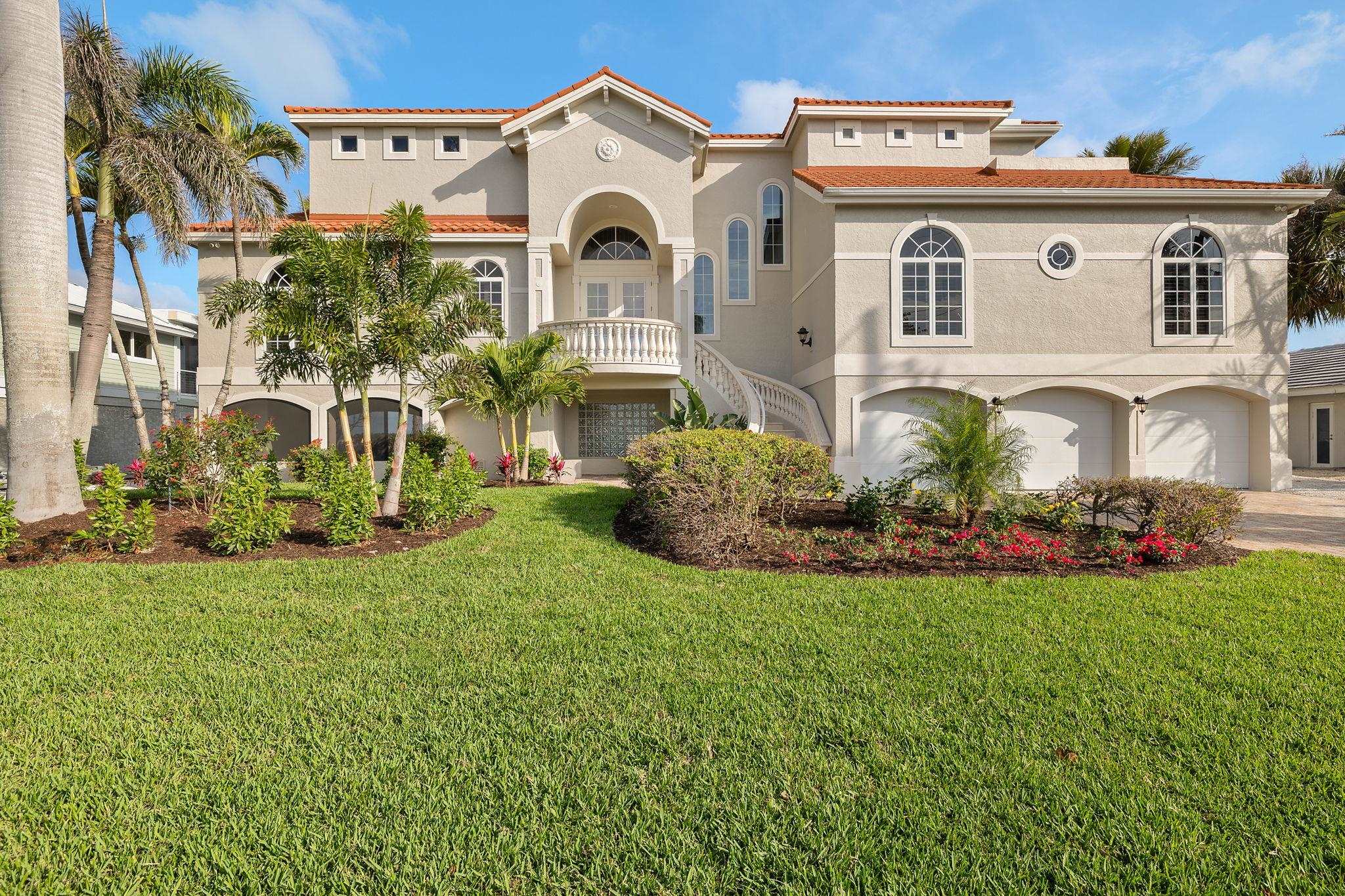 628 Lighthouse Way, Sanibel, FL 33957