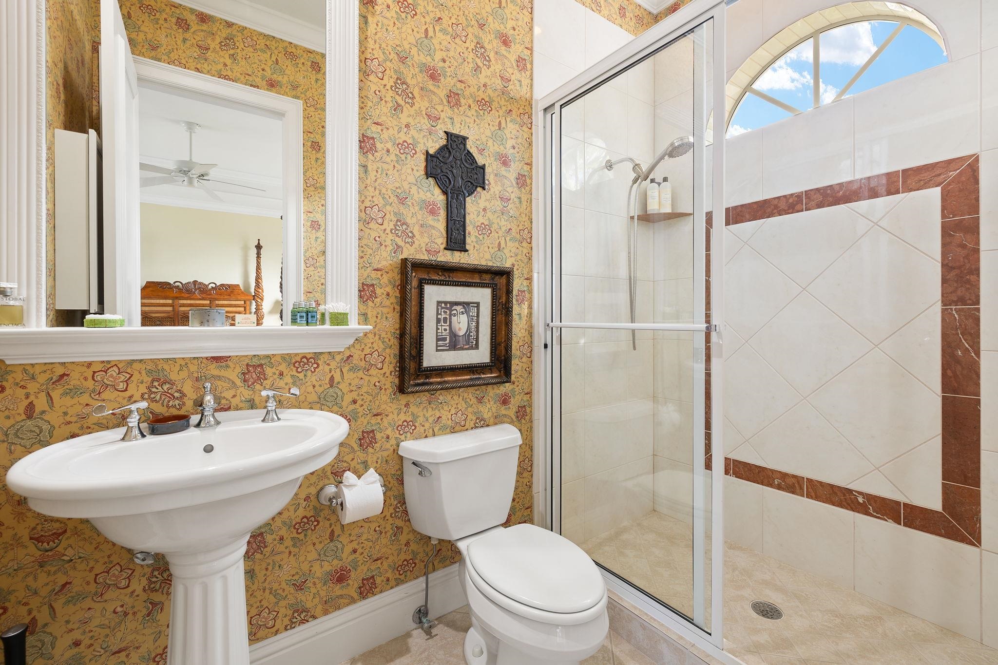 628 Lighthouse Way, Sanibel, FL 33957