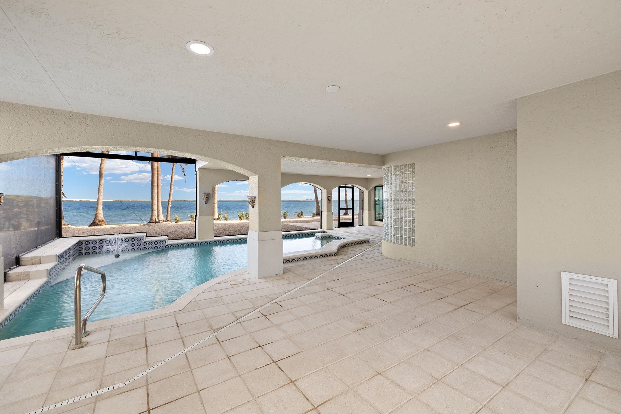 628 Lighthouse Way, Sanibel, FL 33957