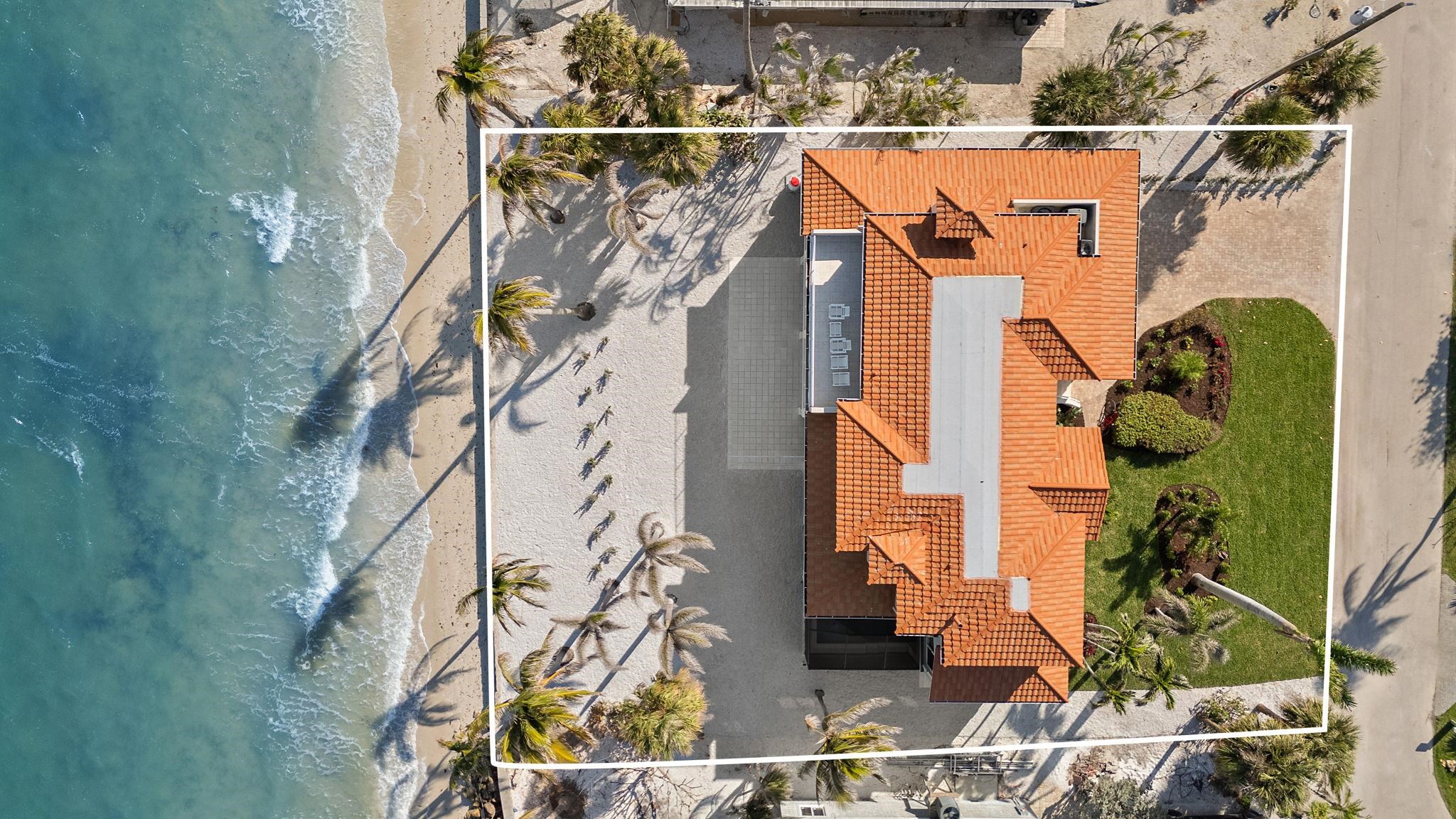 628 Lighthouse Way, Sanibel, FL 33957