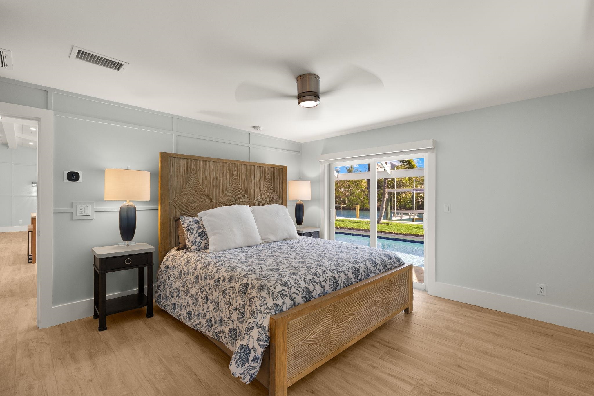 1672 Hibiscus Dr, Sanibel, FL 33957
