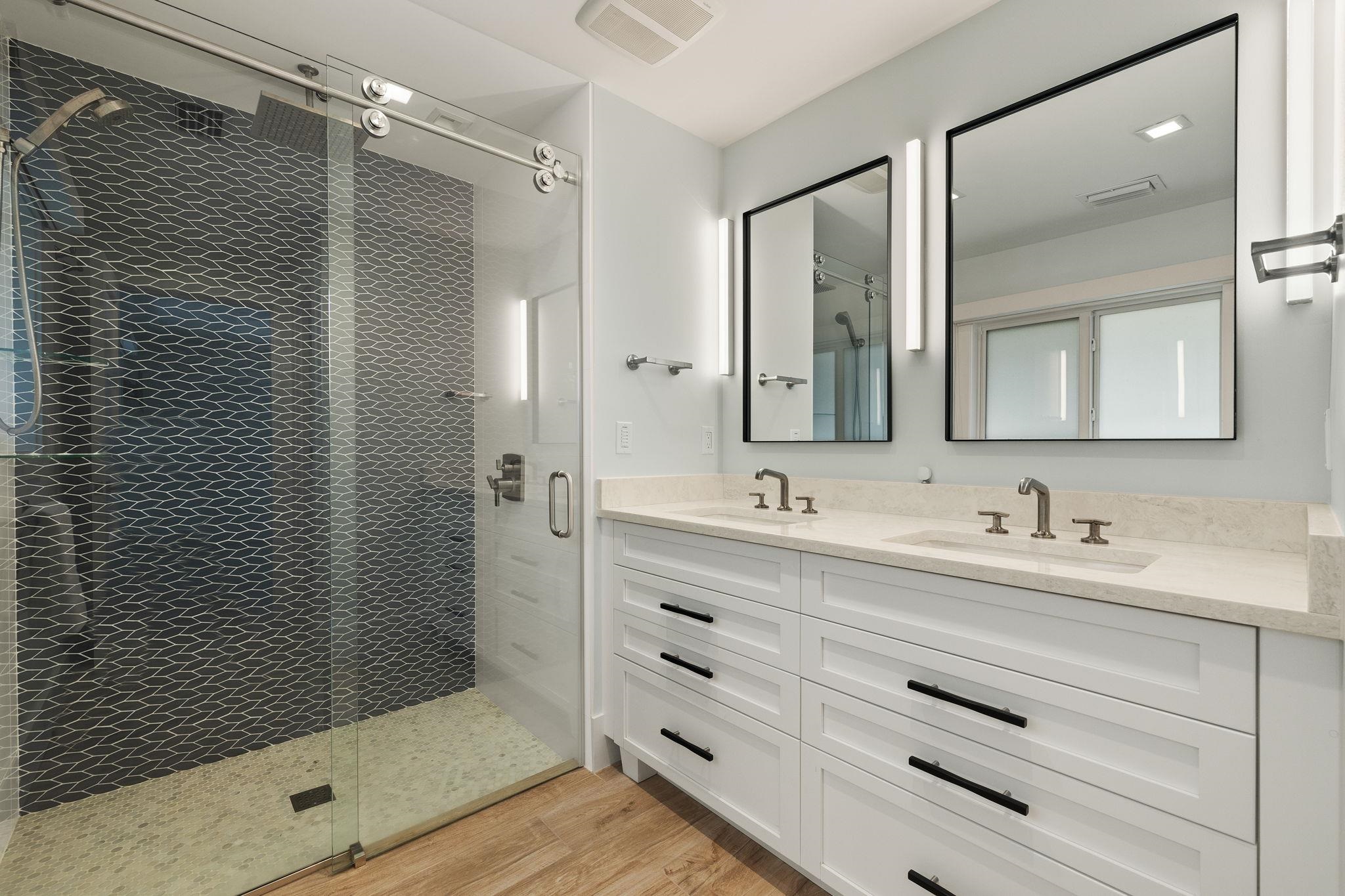 1672 Hibiscus Dr, Sanibel, FL 33957