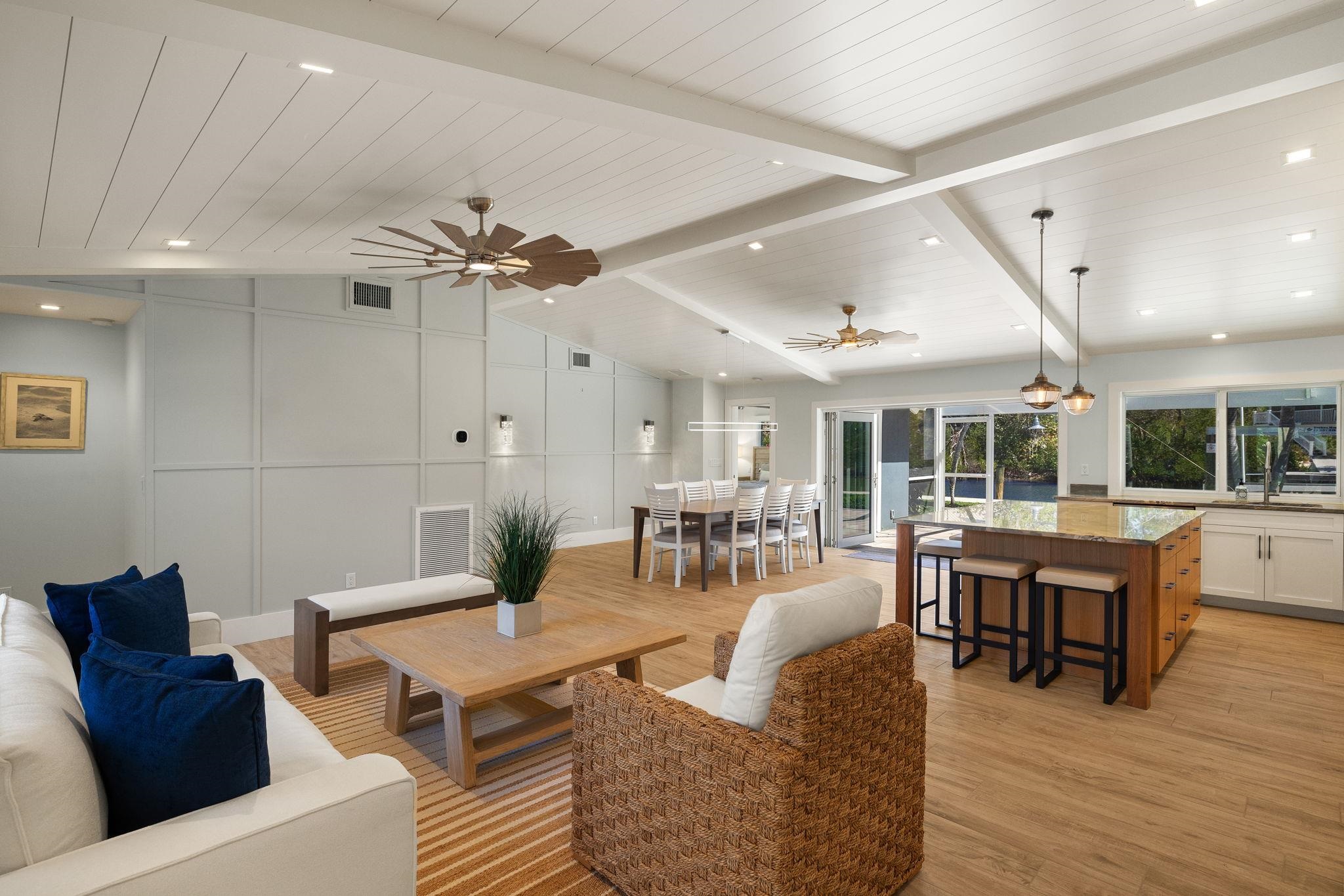 1672 Hibiscus Dr, Sanibel, FL 33957