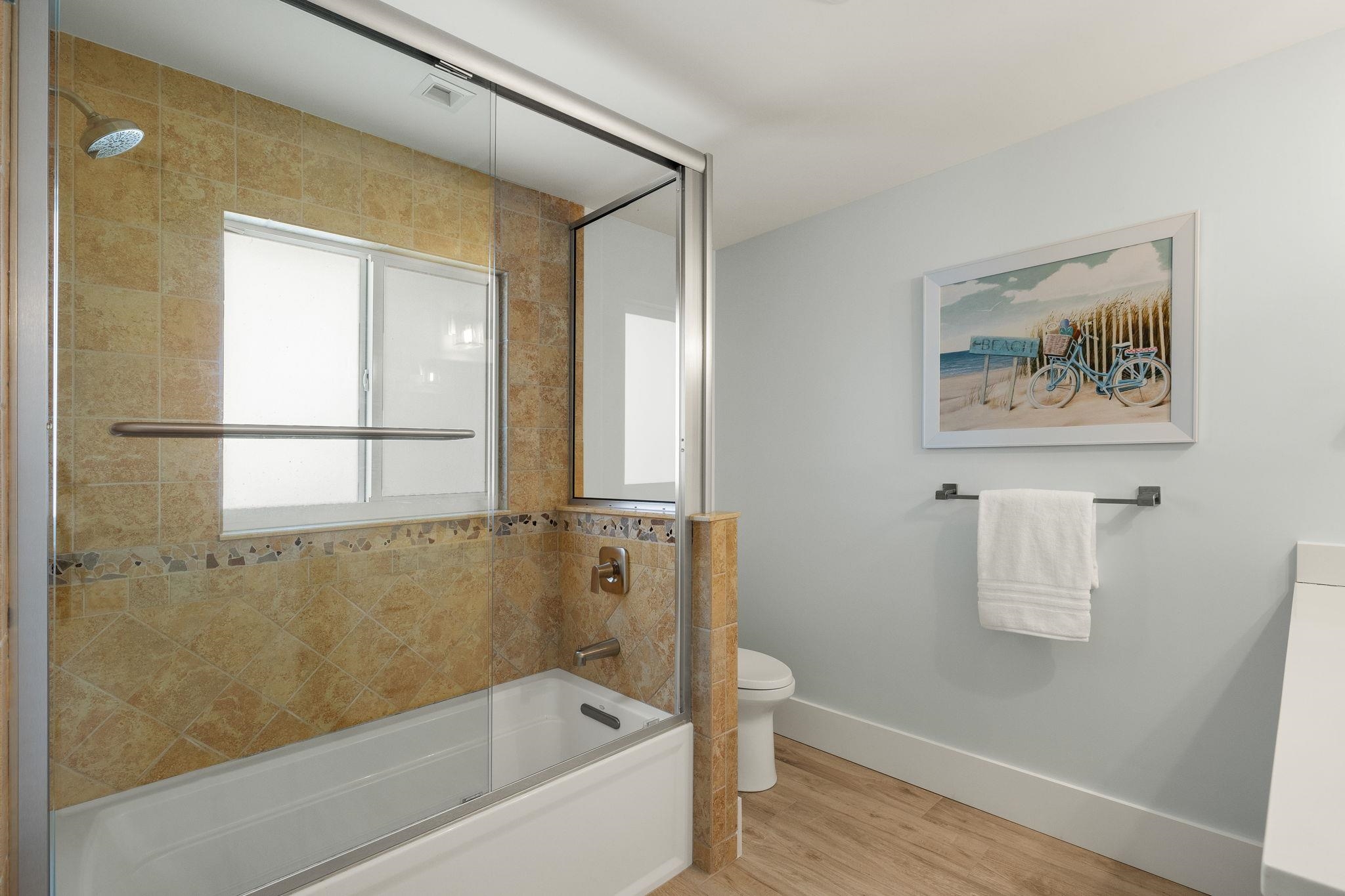 1672 Hibiscus Dr, Sanibel, FL 33957