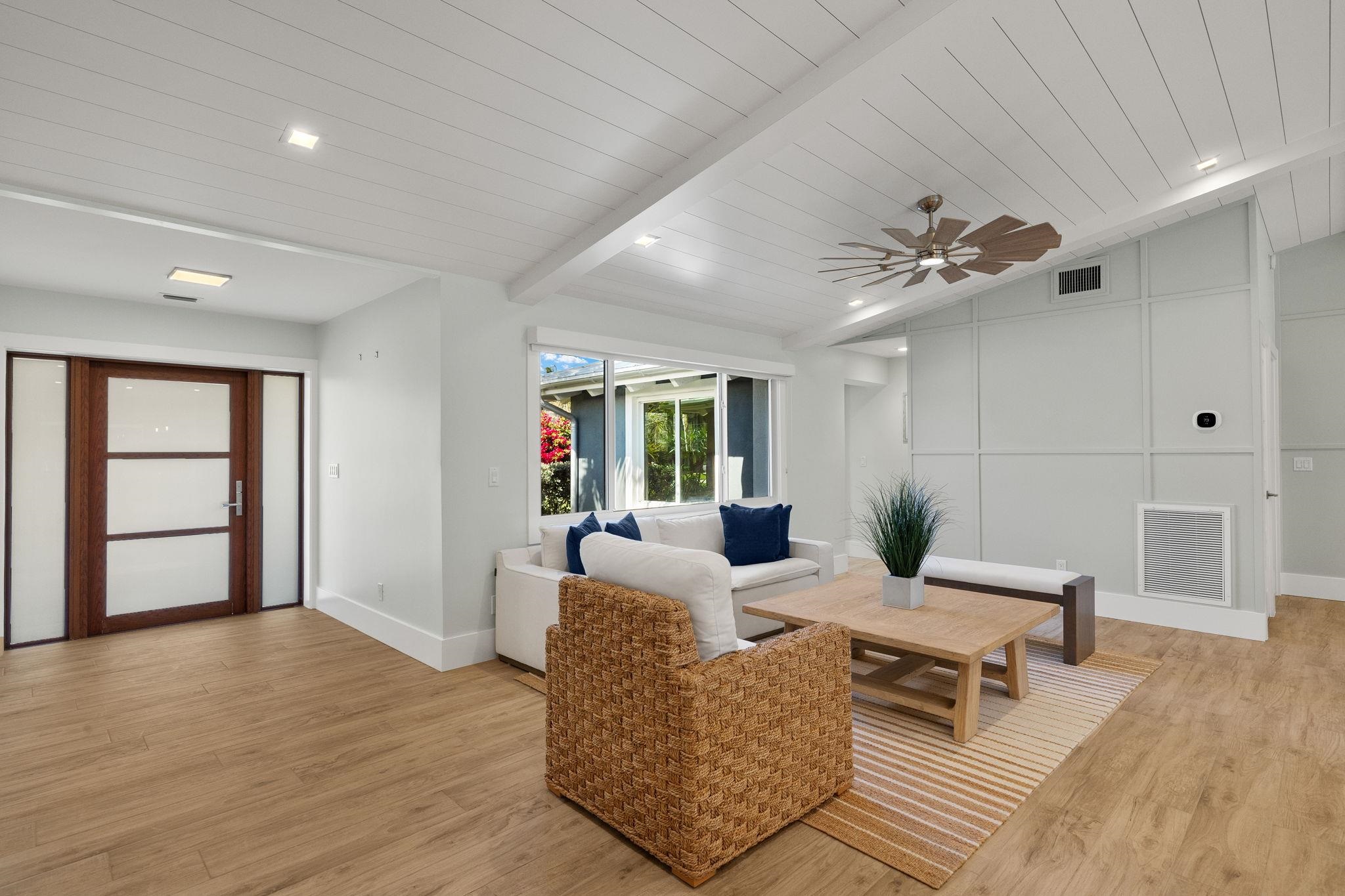1672 Hibiscus Dr, Sanibel, FL 33957