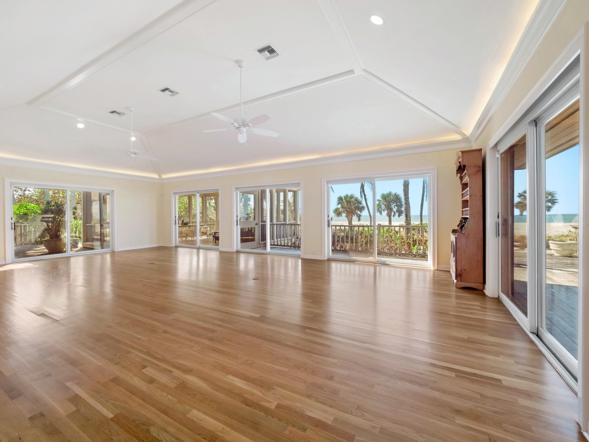 Captiva, Florida, 33924, United States, 5 Bedrooms Bedrooms, ,0.1 BathroomBathrooms,Residential,For Sale,1724054