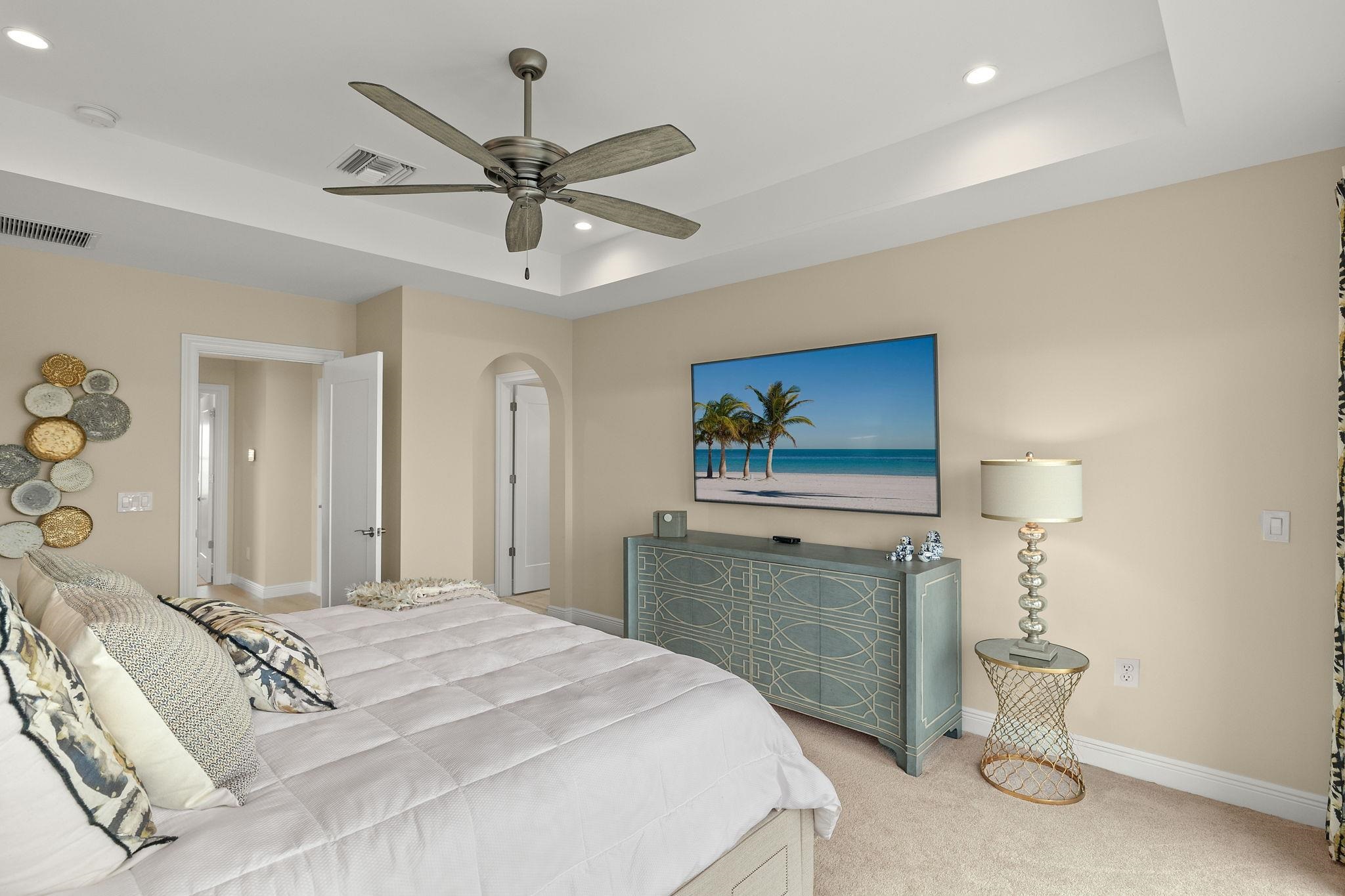 461 Lake Murex Cir, Sanibel, FL 33957