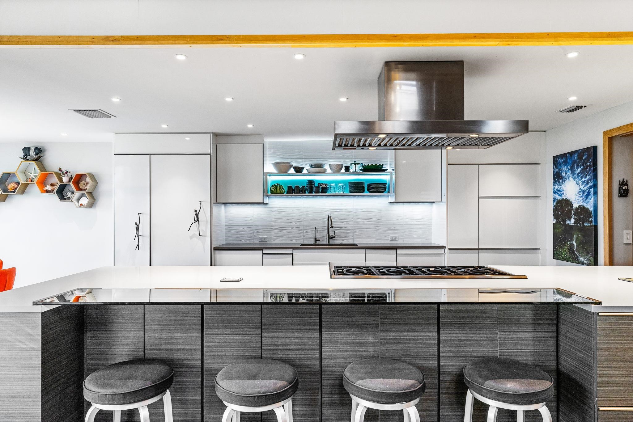 Sanibel, Florida, 33957, United States, 4 Bedrooms Bedrooms, ,0.1 BathroomBathrooms,Residential,For Sale,1852581