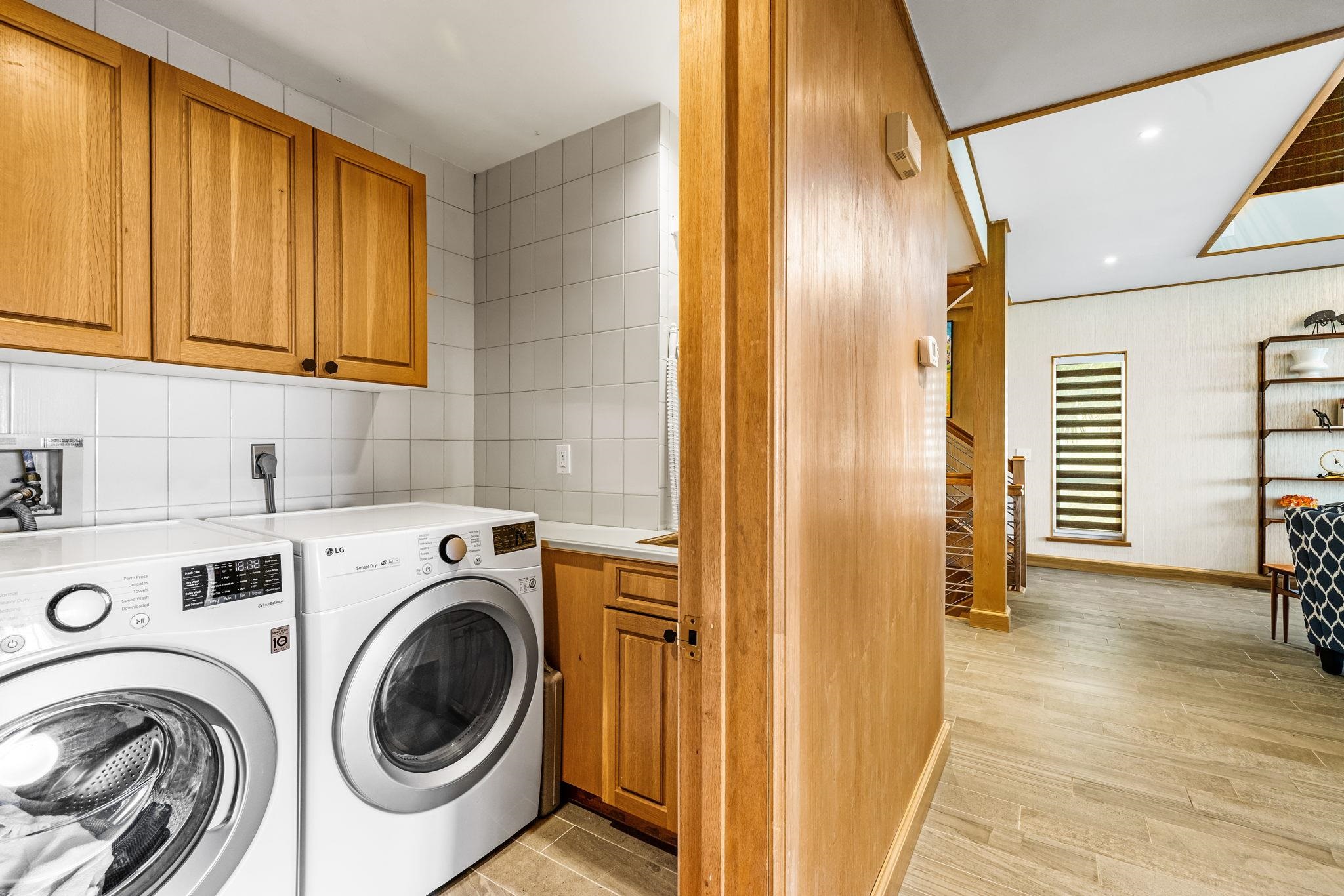 Sanibel, Florida, 33957, United States, 4 Bedrooms Bedrooms, ,0.1 BathroomBathrooms,Residential,For Sale,1852581