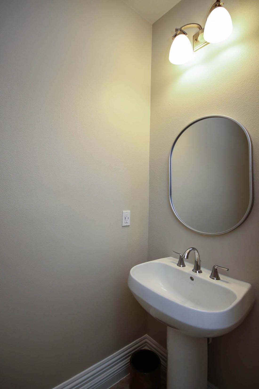 Fort Myers, Florida, 33908, United States, 3 Bedrooms Bedrooms, ,0.1 BathroomBathrooms,Residential,For Sale,1860173