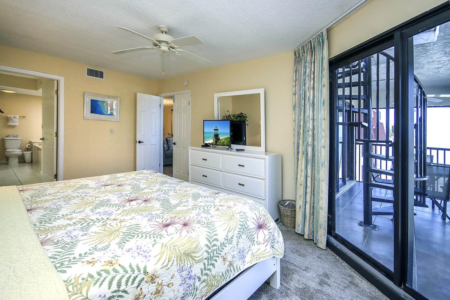 2445 W Gulf Dr #E43, Sanibel, FL 33957