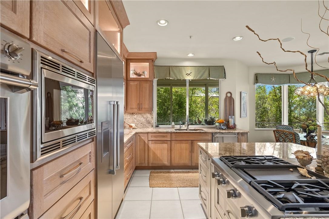 Captiva, Florida, 33924, United States, 5 Bedrooms Bedrooms, ,0.1 BathroomBathrooms,Residential,For Sale,1786745
