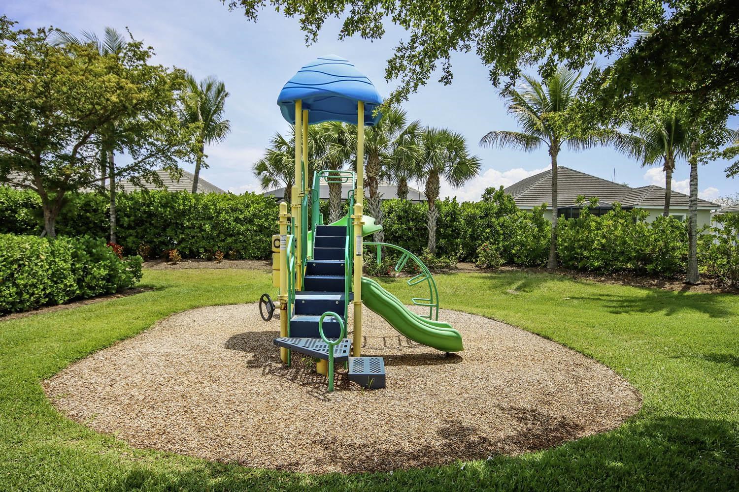Fort Myers, Florida, 33908, United States, 3 Bedrooms Bedrooms, ,0.1 BathroomBathrooms,Residential,For Sale,1795668