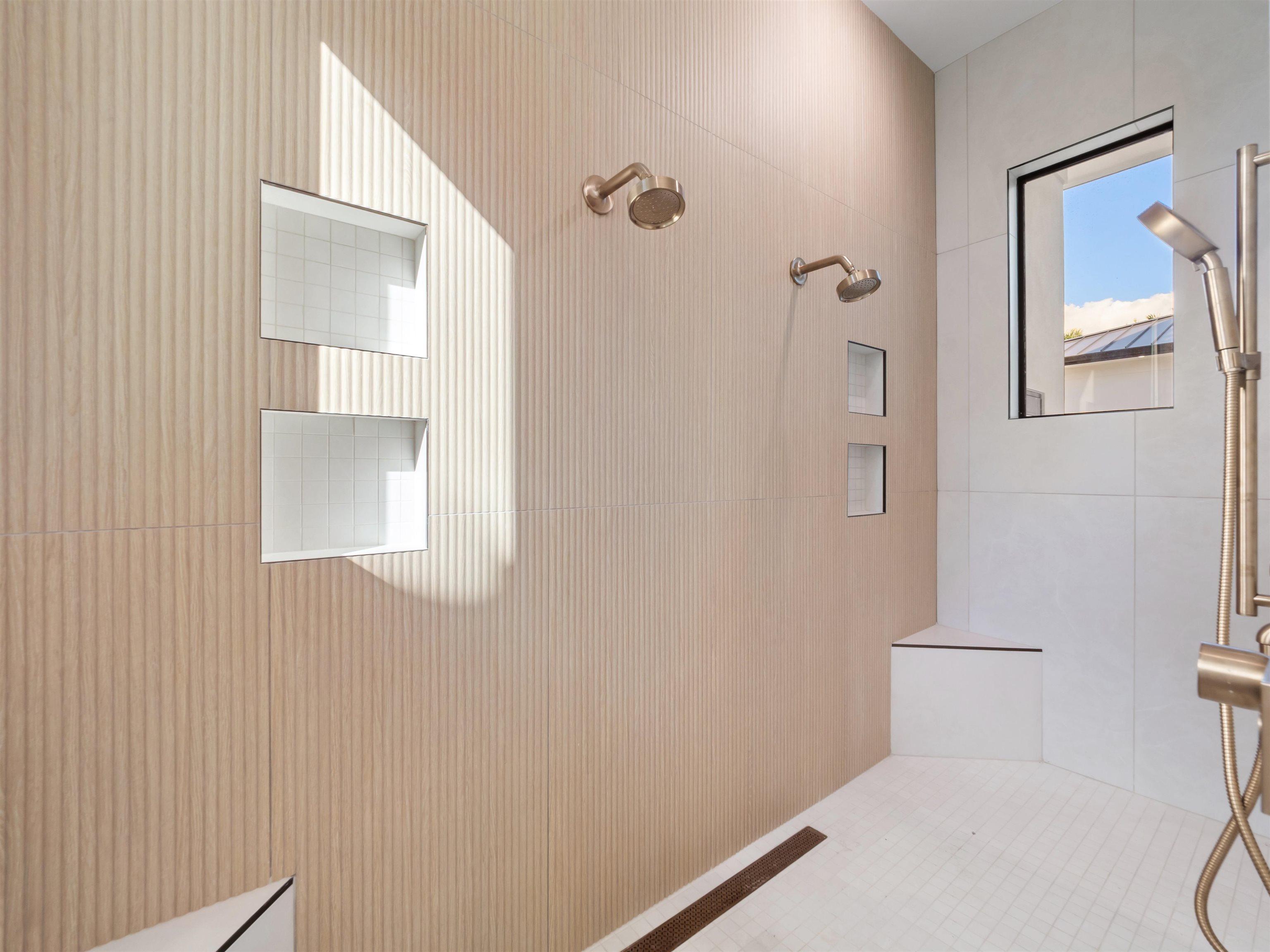 Fort Myers, Florida, 33919, United States, 4 Bedrooms Bedrooms, ,0.1 BathroomBathrooms,Residential,For Sale,1810261