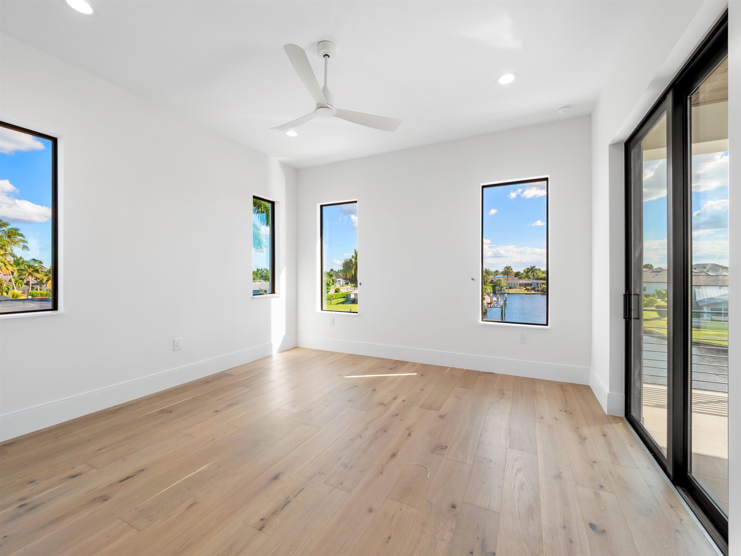 Fort Myers, Florida, 33919, United States, 4 Bedrooms Bedrooms, ,0.1 BathroomBathrooms,Residential,For Sale,1810261