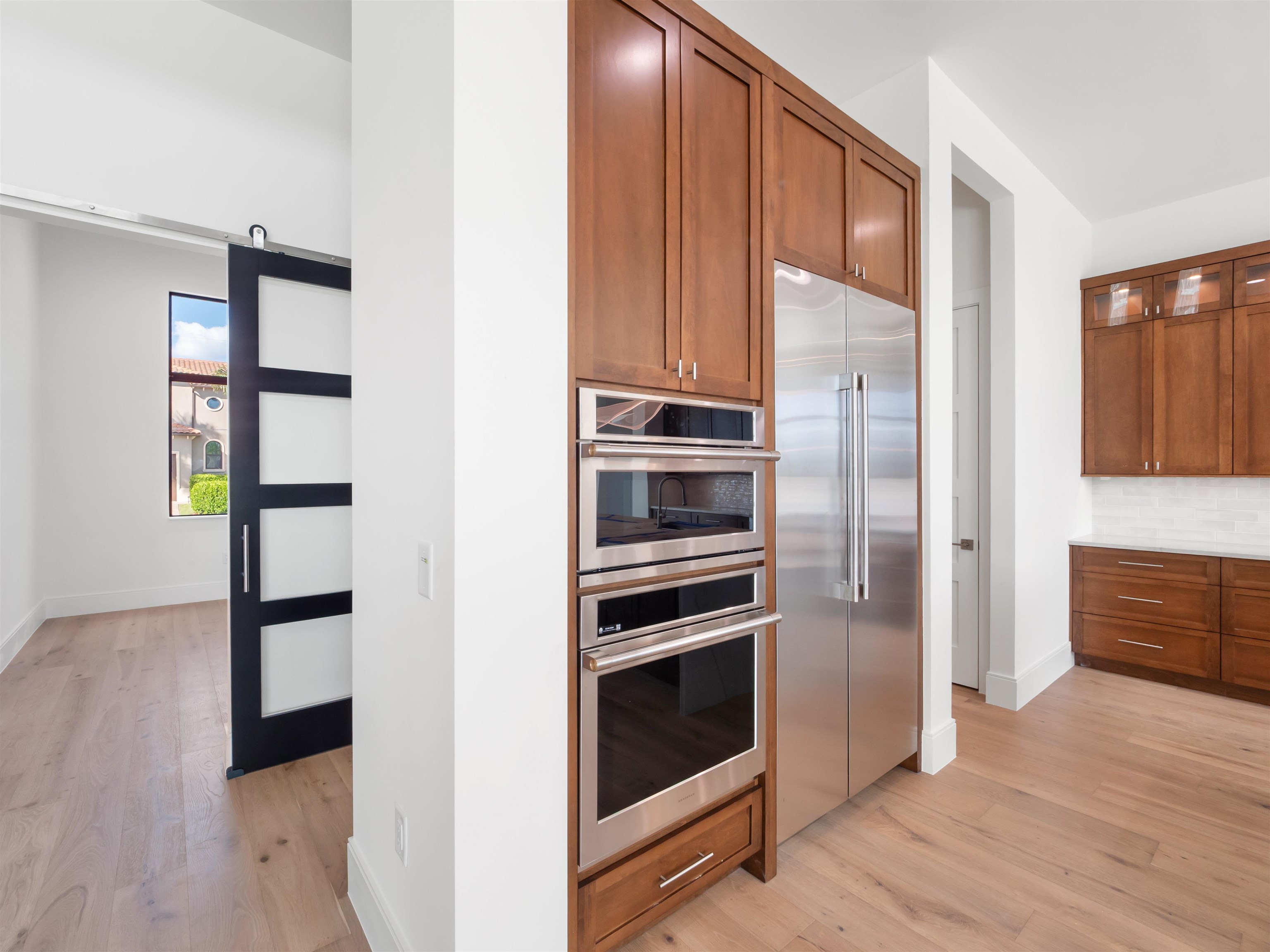 Fort Myers, Florida, 33919, United States, 4 Bedrooms Bedrooms, ,0.1 BathroomBathrooms,Residential,For Sale,1810261