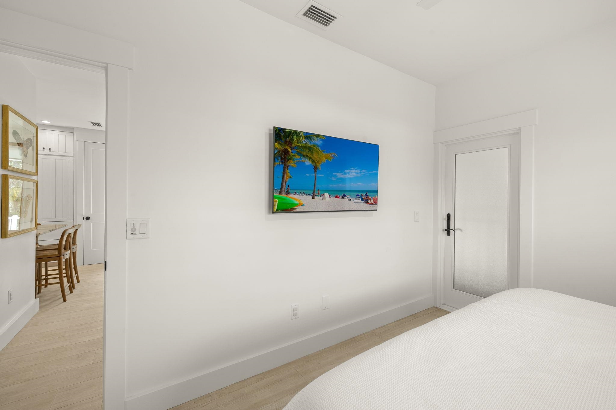 773 Cardium St, Sanibel, FL 33957