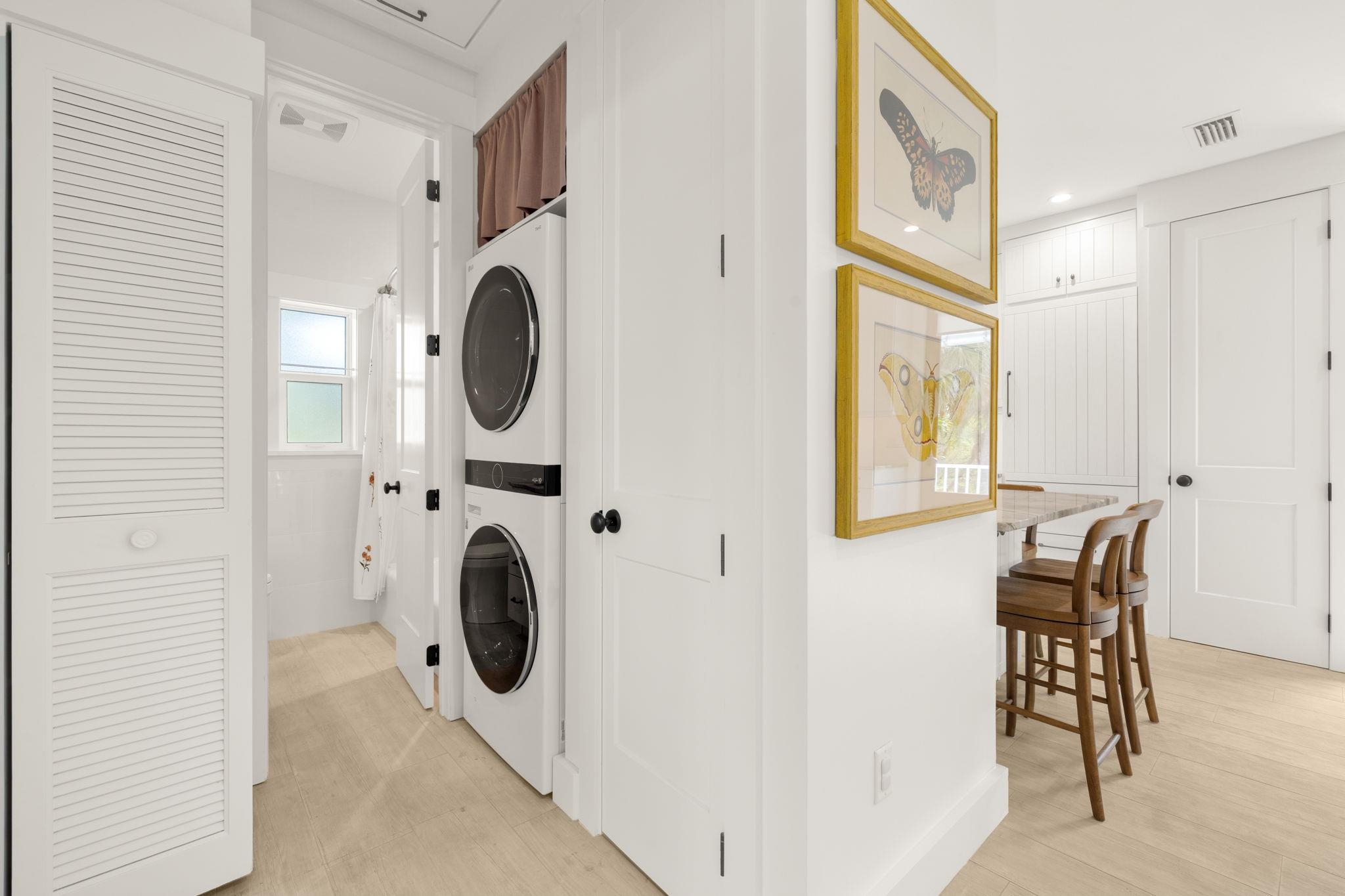 773 Cardium St, Sanibel, FL 33957