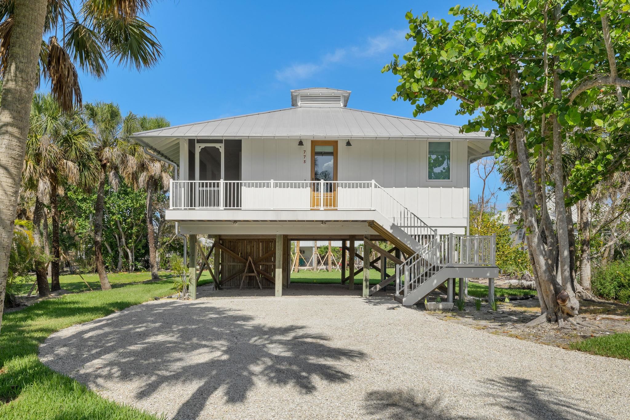773 Cardium St, Sanibel, FL 33957