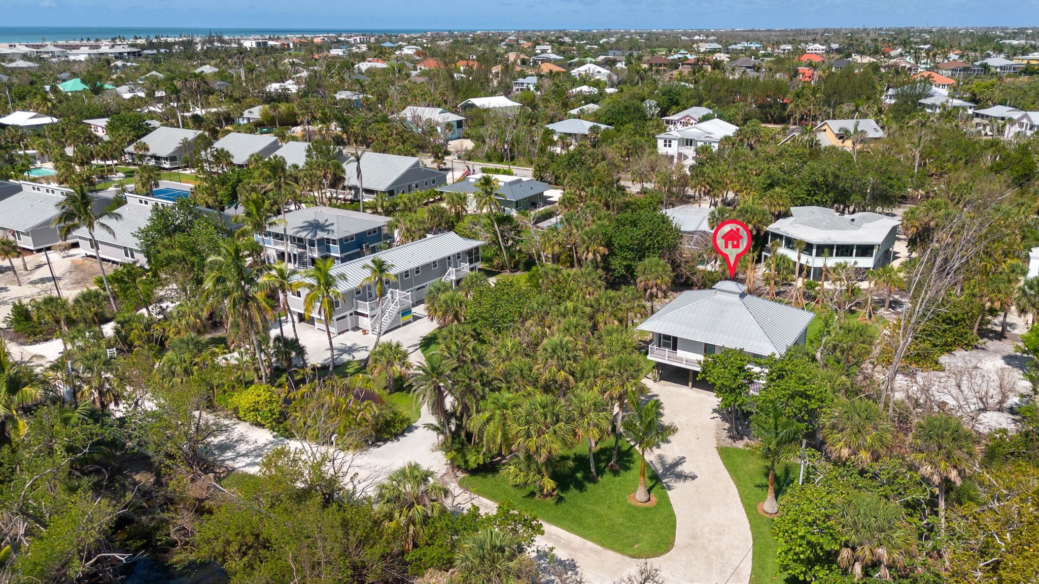 773 Cardium St, Sanibel, FL 33957