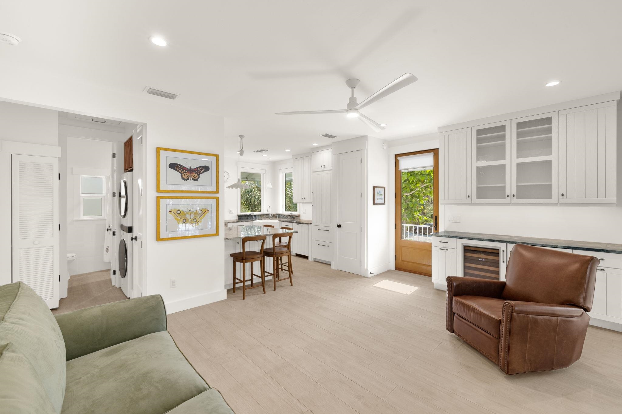 773 Cardium St, Sanibel, FL 33957