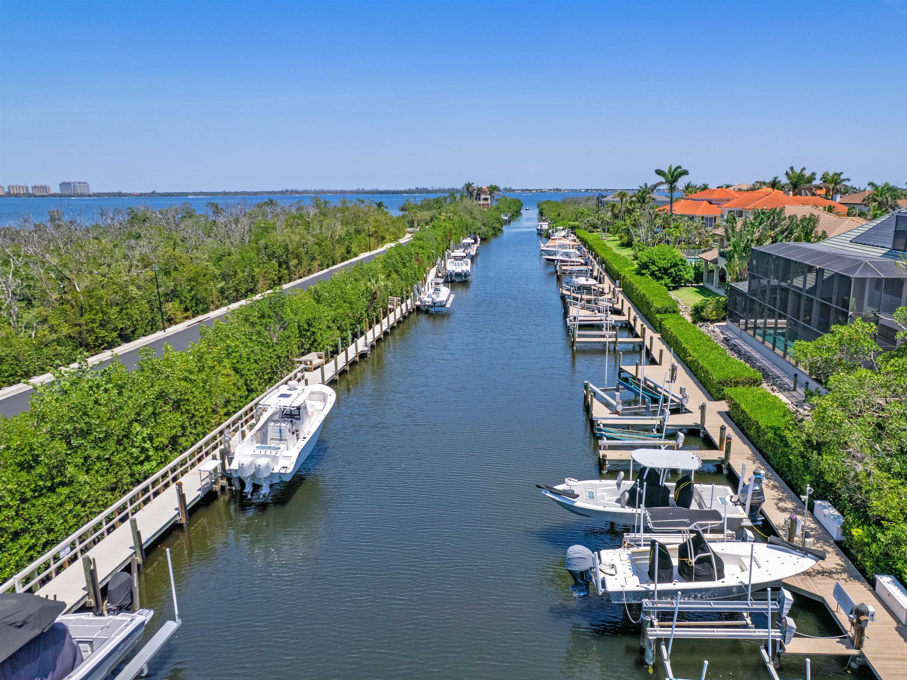 Fort Myers, Florida, 33908, United States, 4 Bedrooms Bedrooms, ,0.1 BathroomBathrooms,Residential,For Sale,1849416