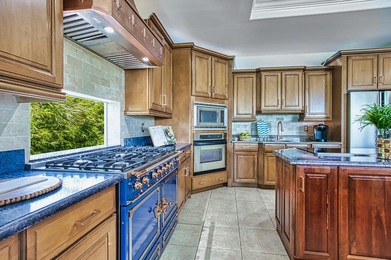 Sanibel, Florida, 33957, United States, 3 Bedrooms Bedrooms, ,0.1 BathroomBathrooms,Residential,For Sale,1863361