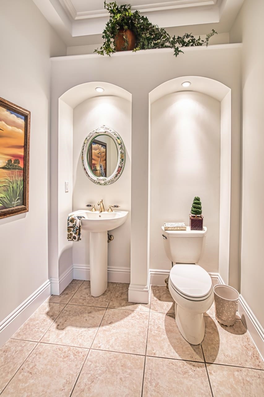 Sanibel, Florida, 33957, United States, 3 Bedrooms Bedrooms, ,0.1 BathroomBathrooms,Residential,For Sale,1863361