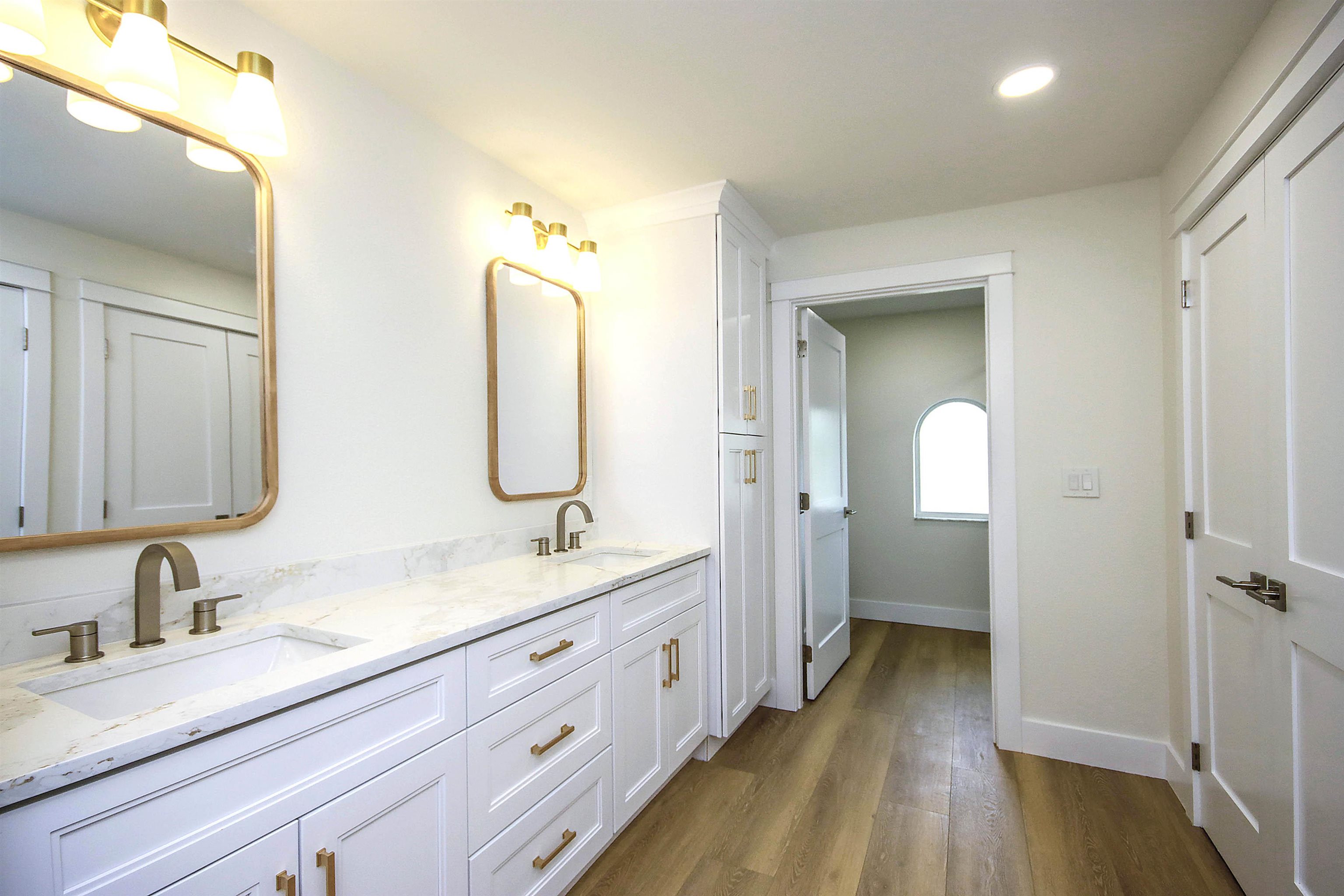 Sanibel, Florida, 33957, United States, 3 Bedrooms Bedrooms, ,0.1 BathroomBathrooms,Residential,For Sale,1986929