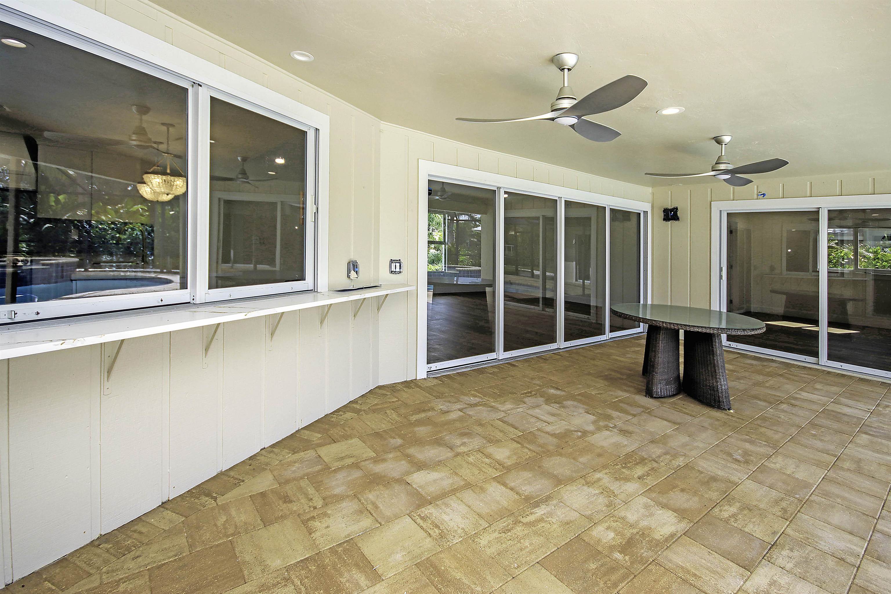 Sanibel, Florida, 33957, United States, 3 Bedrooms Bedrooms, ,0.1 BathroomBathrooms,Residential,For Sale,1986929