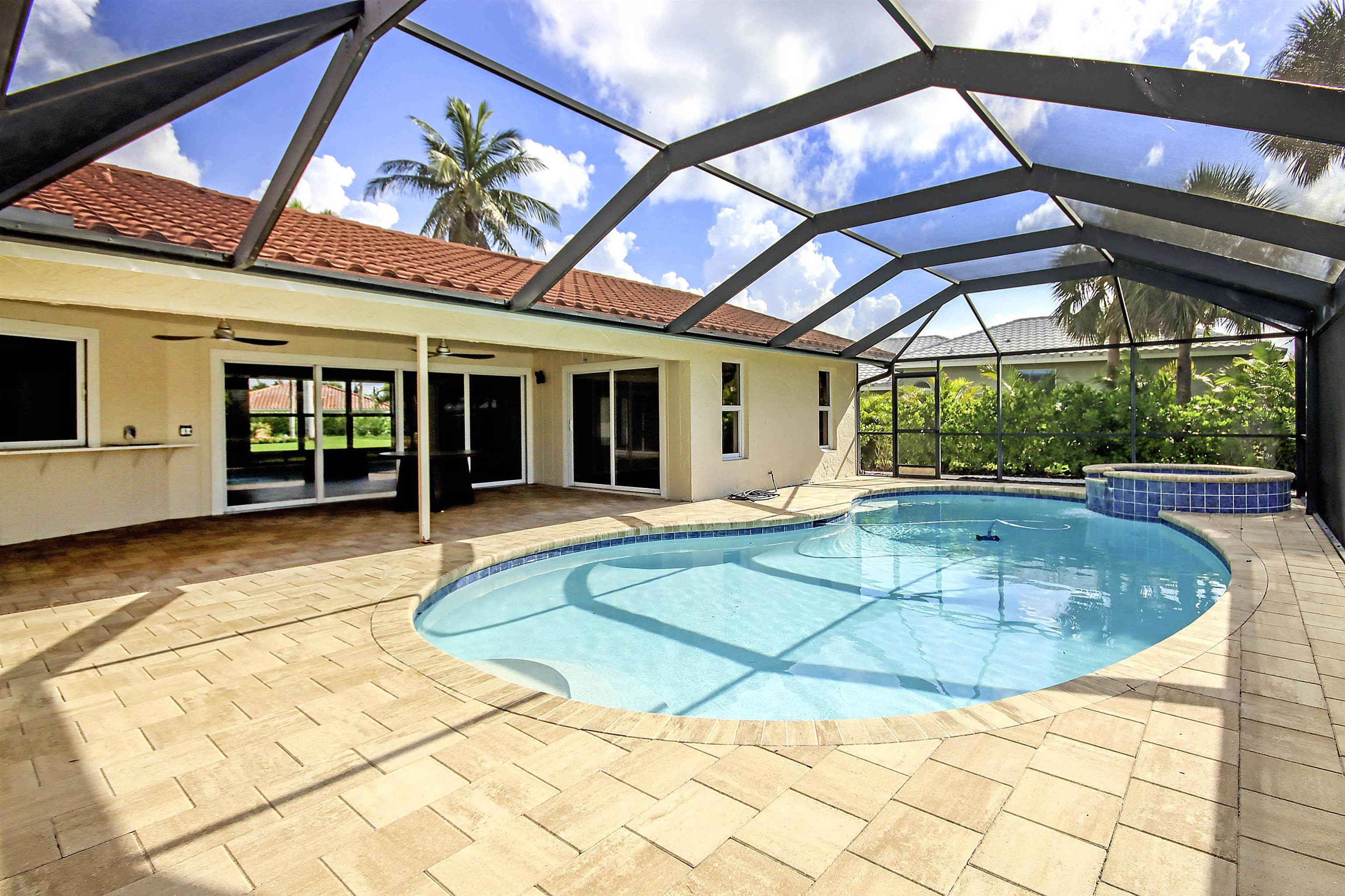 Sanibel, Florida, 33957, United States, 3 Bedrooms Bedrooms, ,0.1 BathroomBathrooms,Residential,For Sale,1986929