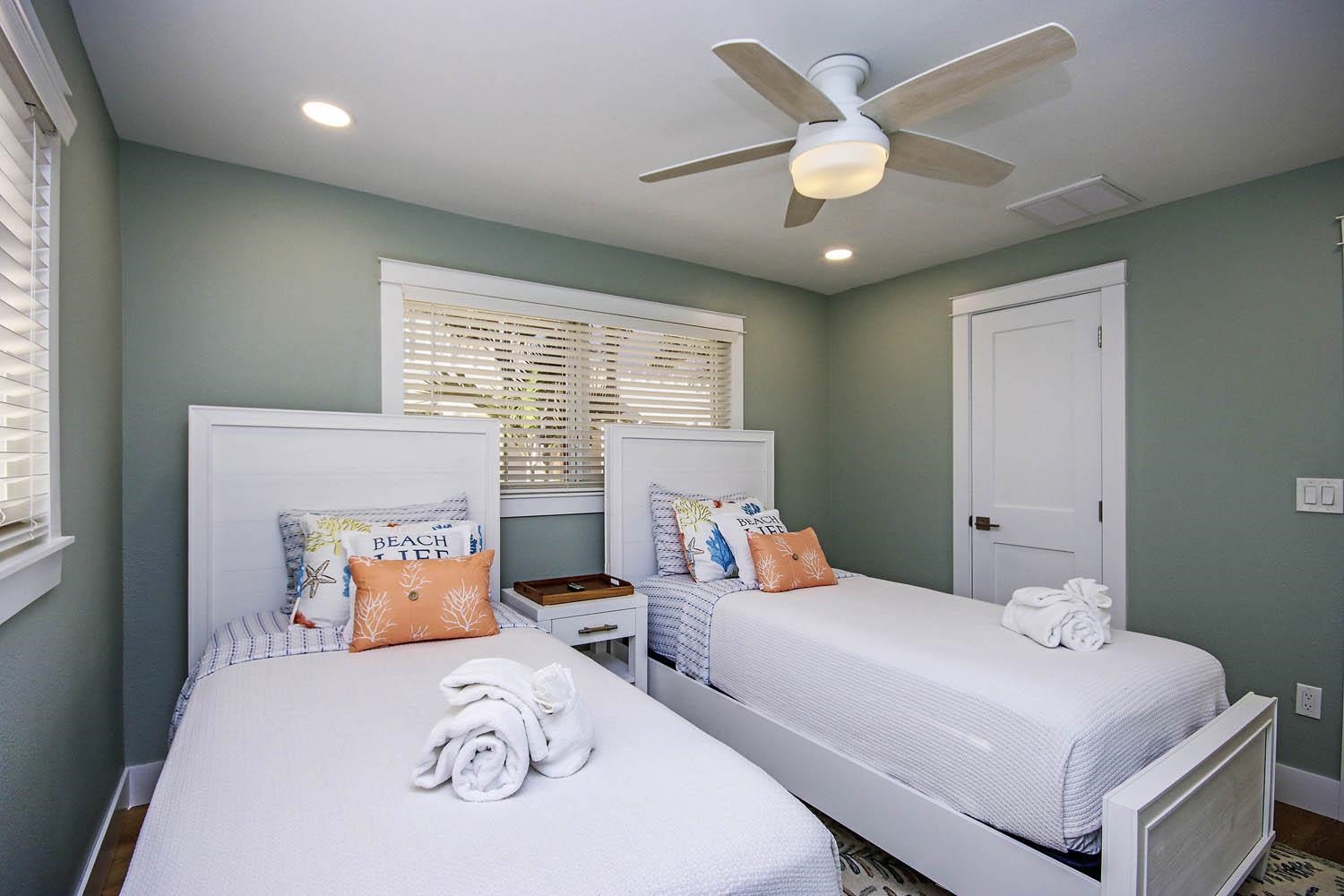 Sanibel, Florida, 33957, United States, 3 Bedrooms Bedrooms, ,0.1 BathroomBathrooms,Residential,For Sale,1986929