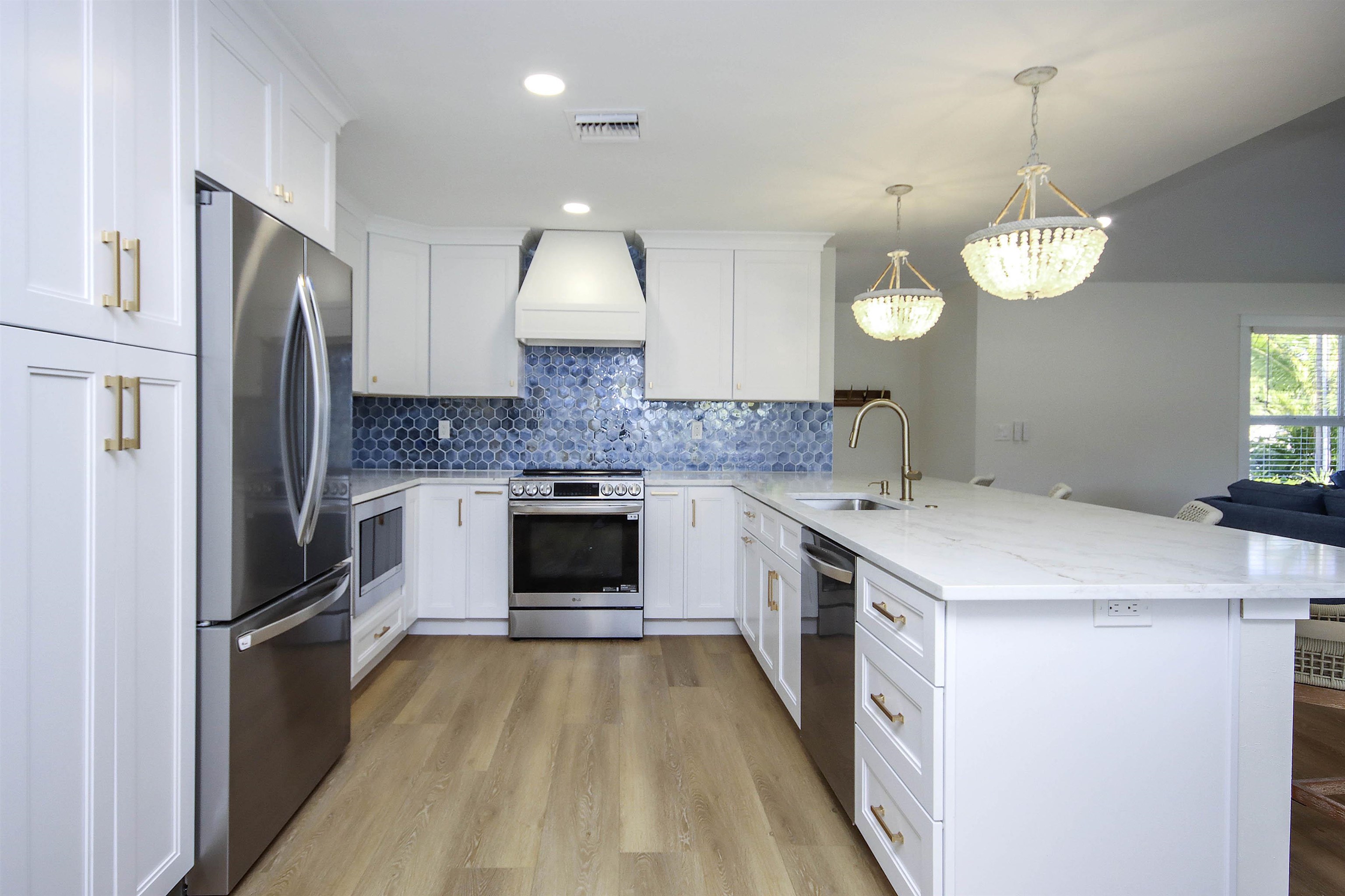 Sanibel, Florida, 33957, United States, 3 Bedrooms Bedrooms, ,0.1 BathroomBathrooms,Residential,For Sale,1986929