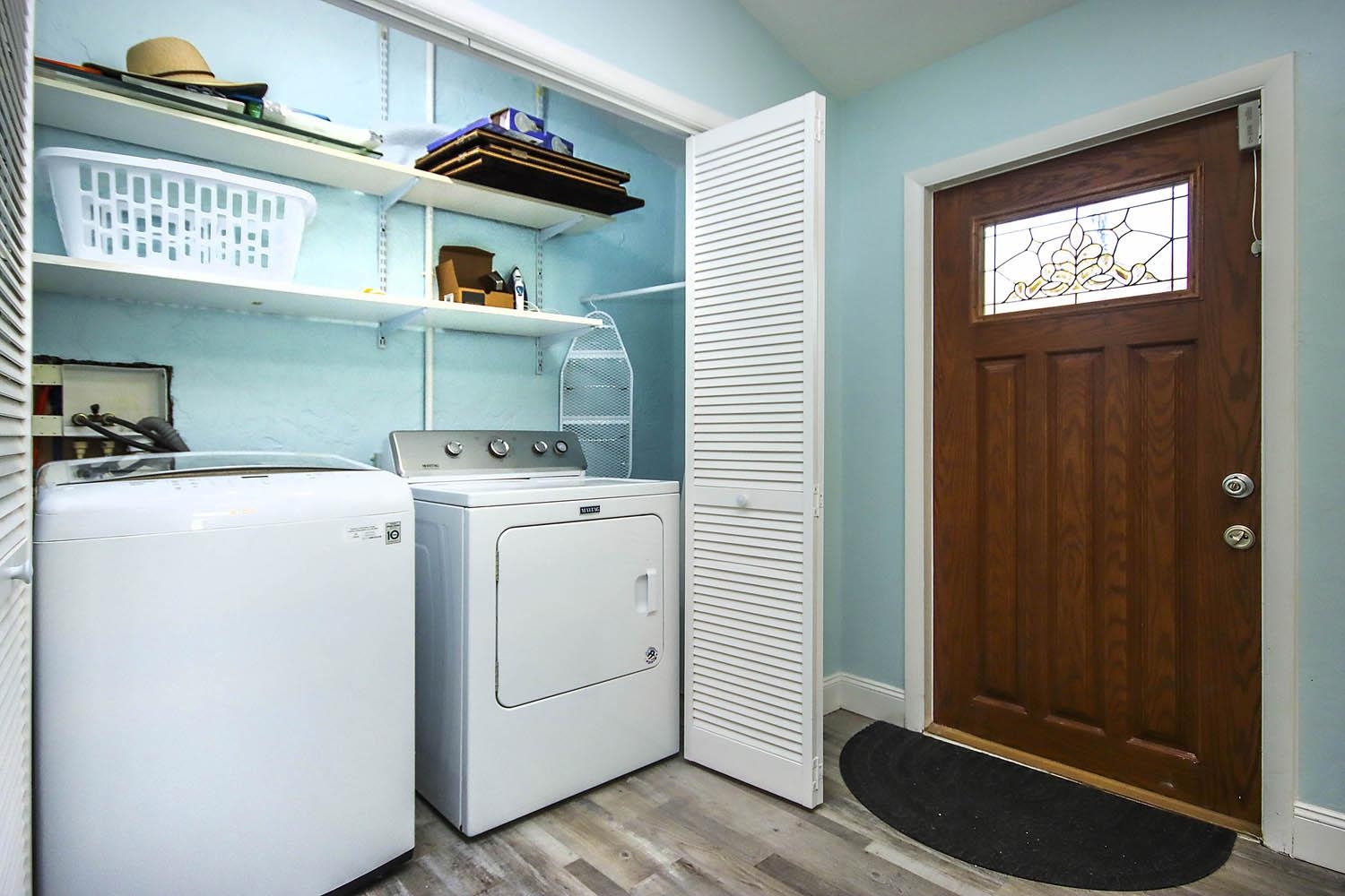 Sanibel, Florida, 33957, United States, 3 Bedrooms Bedrooms, ,Residential,For Sale,1908109
