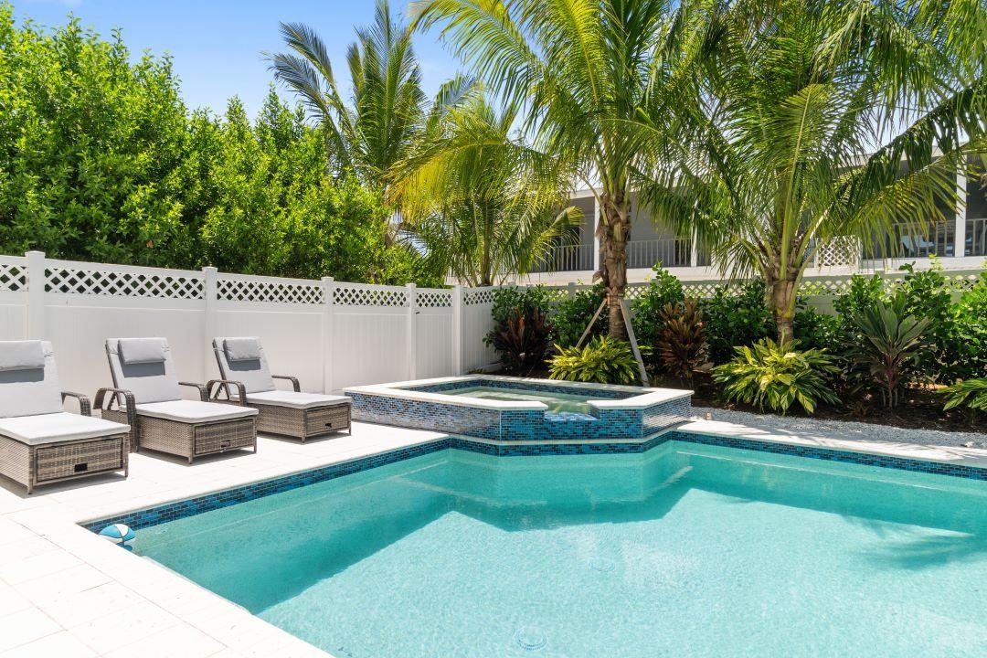 Captiva, Florida, 33924, United States, 7 Bedrooms Bedrooms, ,0.1 BathroomBathrooms,Residential,For Sale,1919242