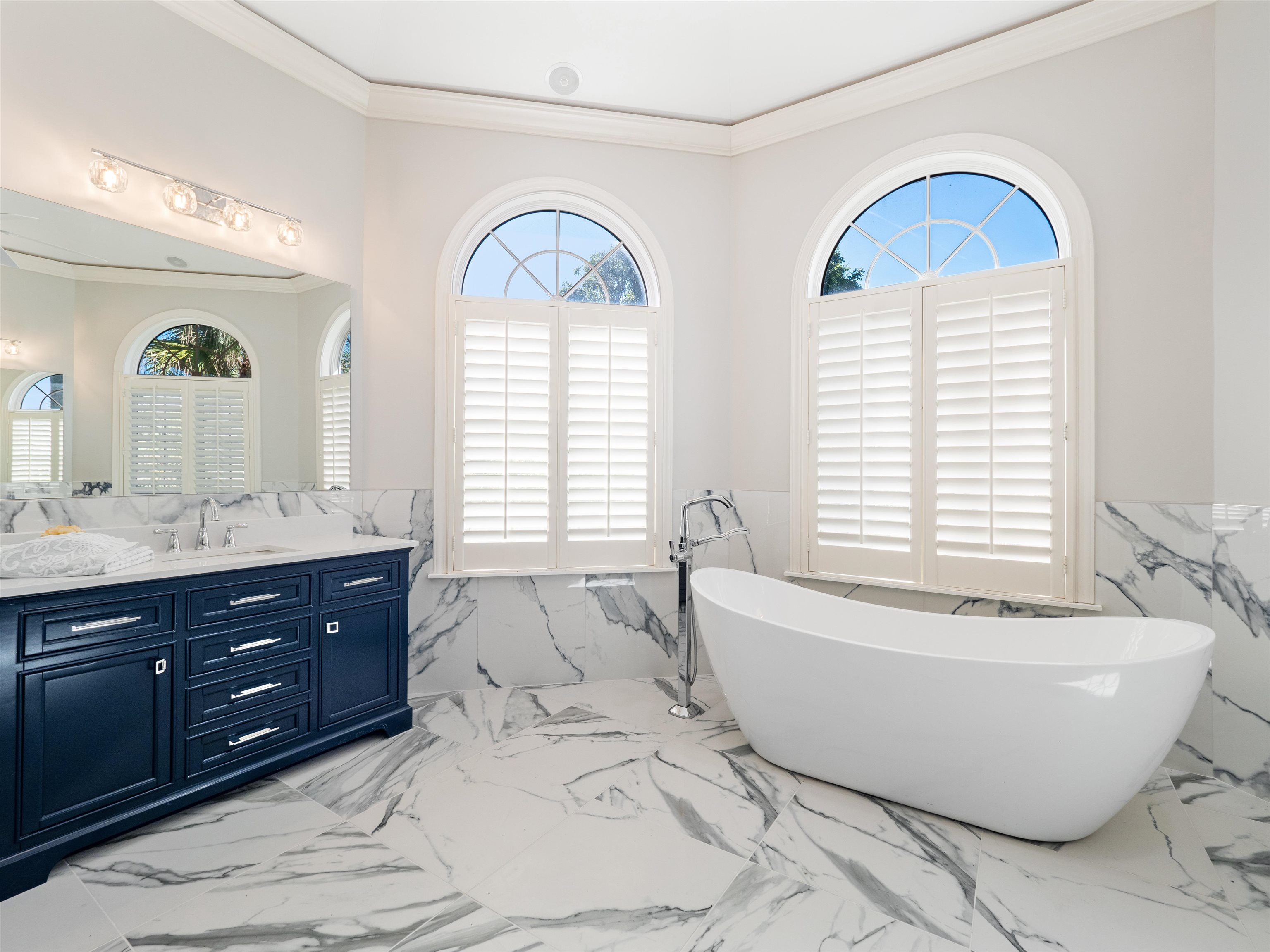 Sanibel, Florida, 33957, United States, 4 Bedrooms Bedrooms, ,Residential,For Sale,1953035