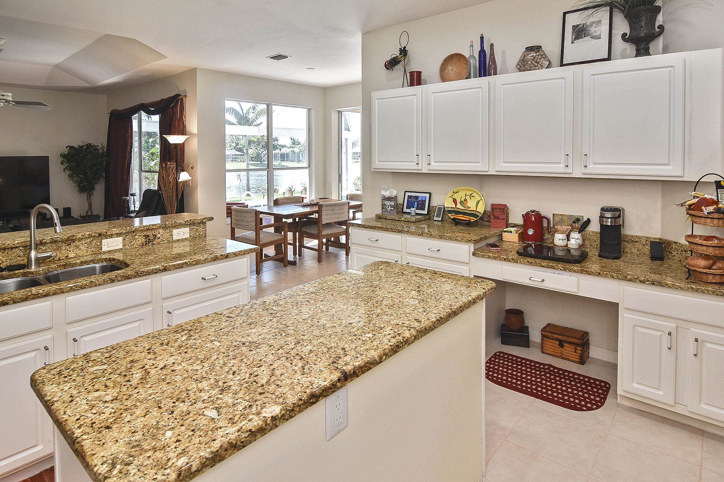 Fort Myers, Florida, 33967, United States, 4 Bedrooms Bedrooms, ,Residential,For Sale,1953289