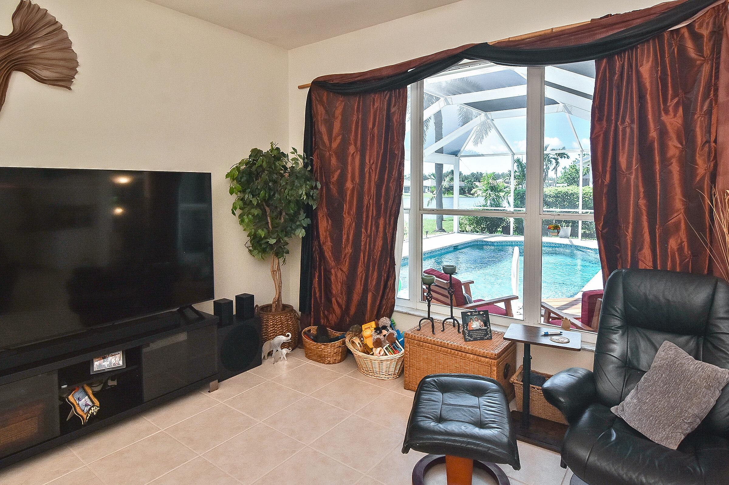 Fort Myers, Florida, 33967, United States, 4 Bedrooms Bedrooms, ,Residential,For Sale,1953289