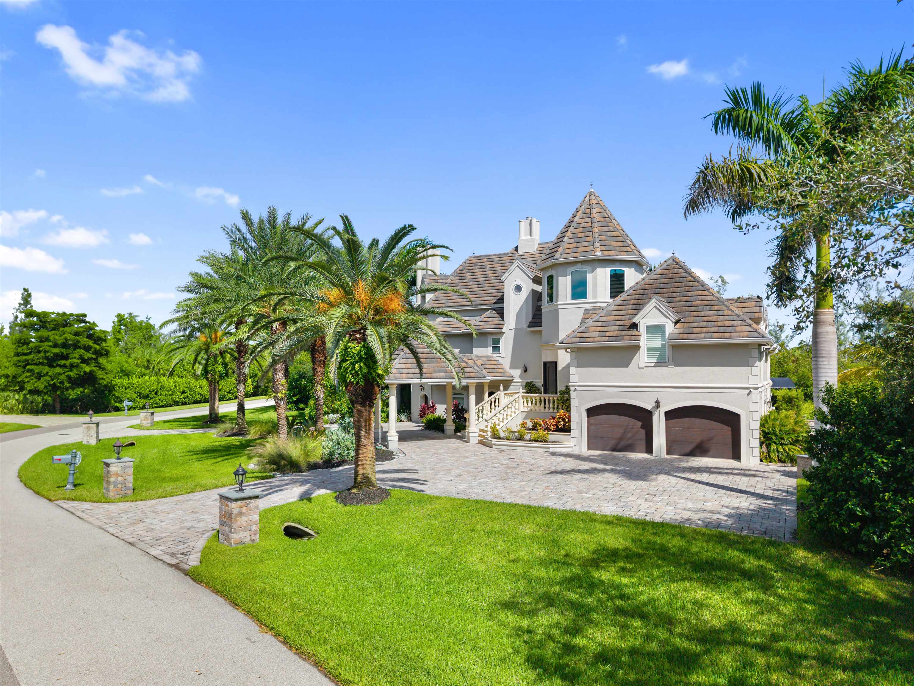 Fort Myers, Florida, 33908, United States, 3 Bedrooms Bedrooms, ,0.1 BathroomBathrooms,Residential,For Sale,1962248