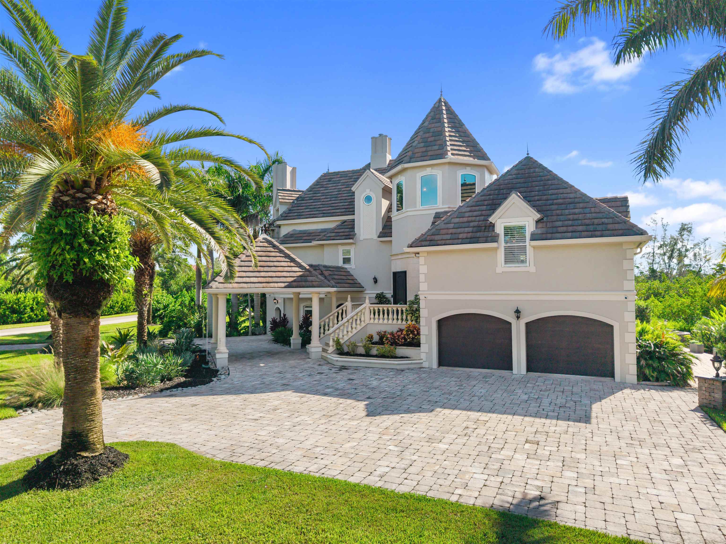 Fort Myers, Florida, 33908, United States, 3 Bedrooms Bedrooms, ,0.1 BathroomBathrooms,Residential,For Sale,1962248