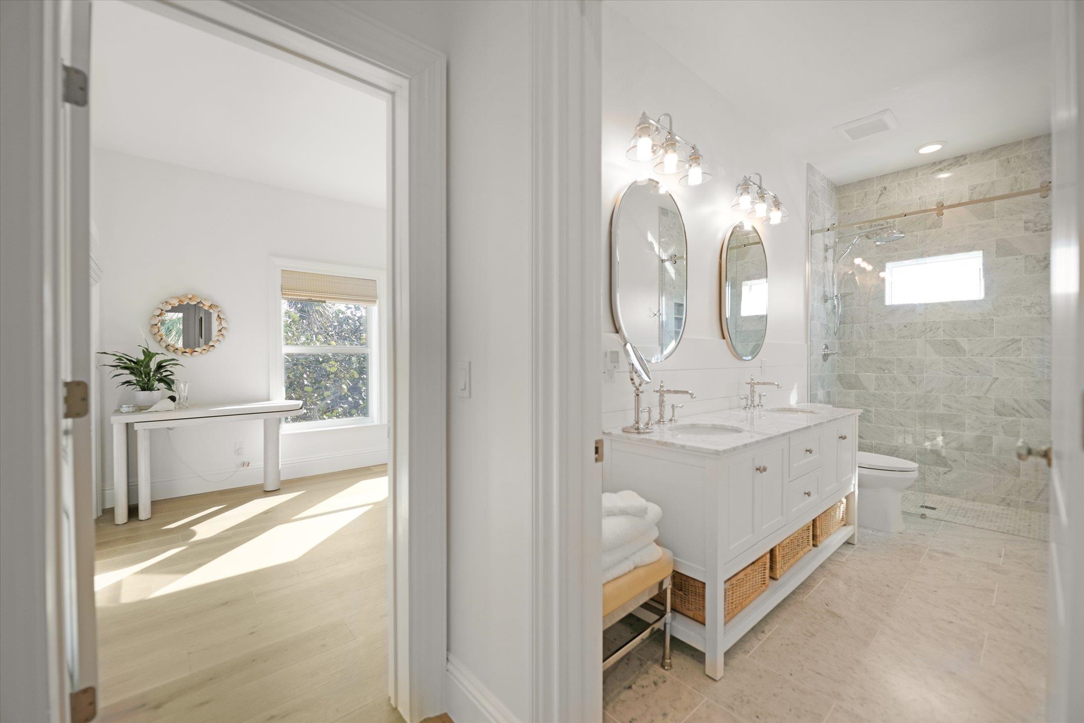 Sanibel, Florida, 33957, United States, 4 Bedrooms Bedrooms, ,Residential,For Sale,1964311