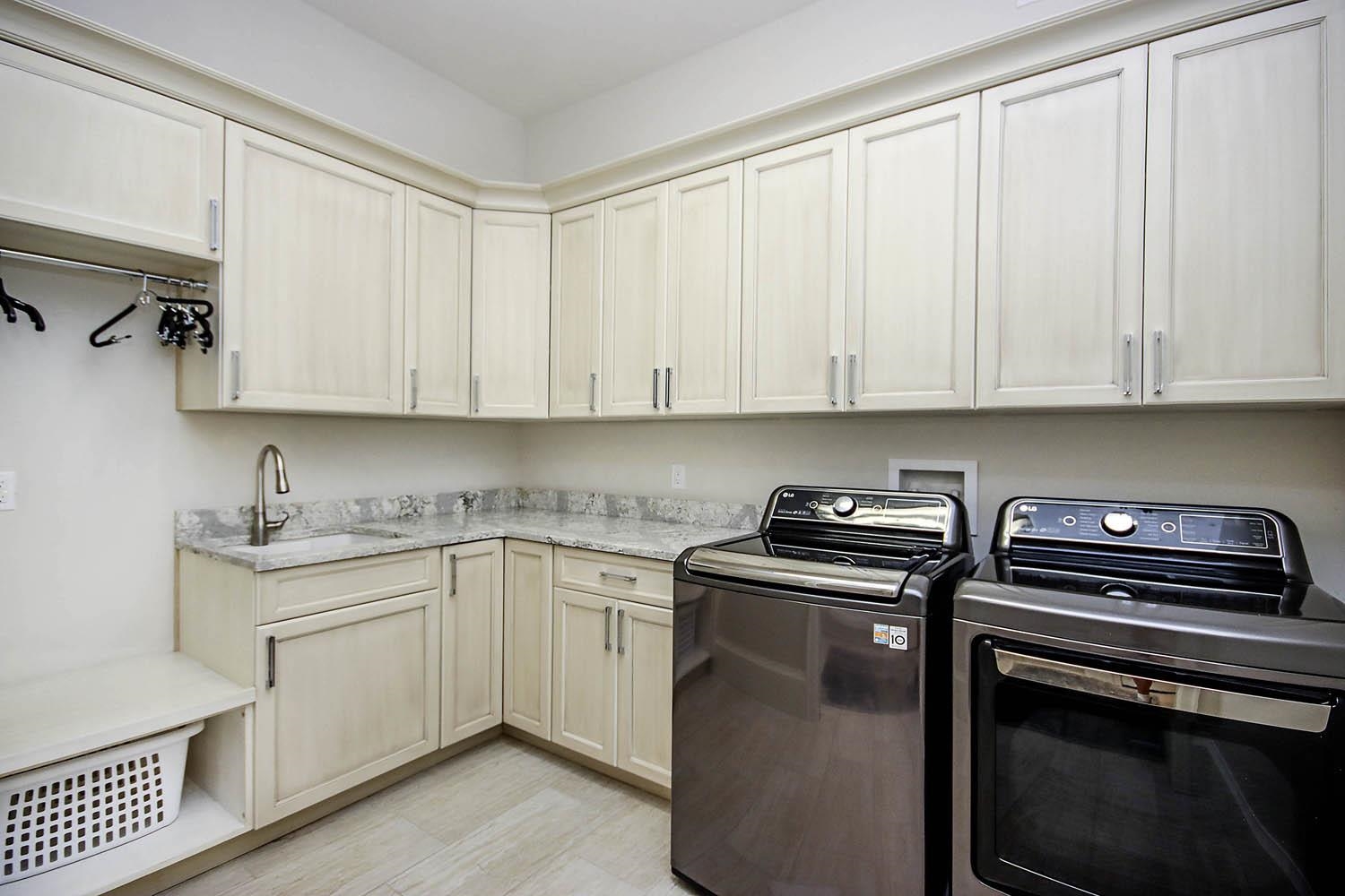 Sanibel, Florida, 33957, United States, 4 Bedrooms Bedrooms, ,0.1 BathroomBathrooms,Residential,For Sale,1970967